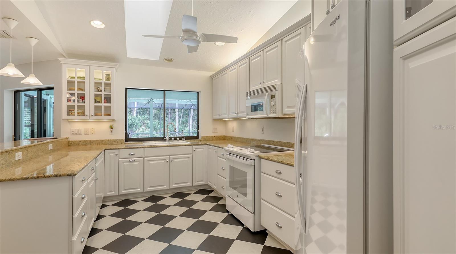 Image 16 of 80 For 7604 Weeping Willow Circle