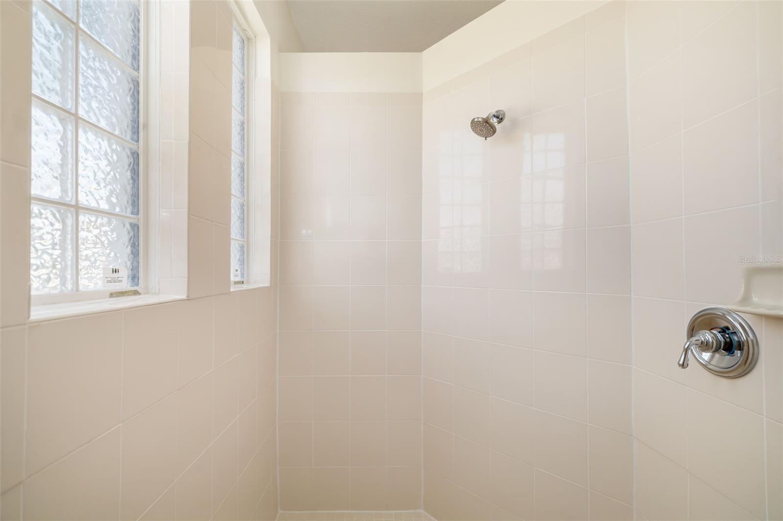 Image 32 of 81 For 7727 Heyward Circle