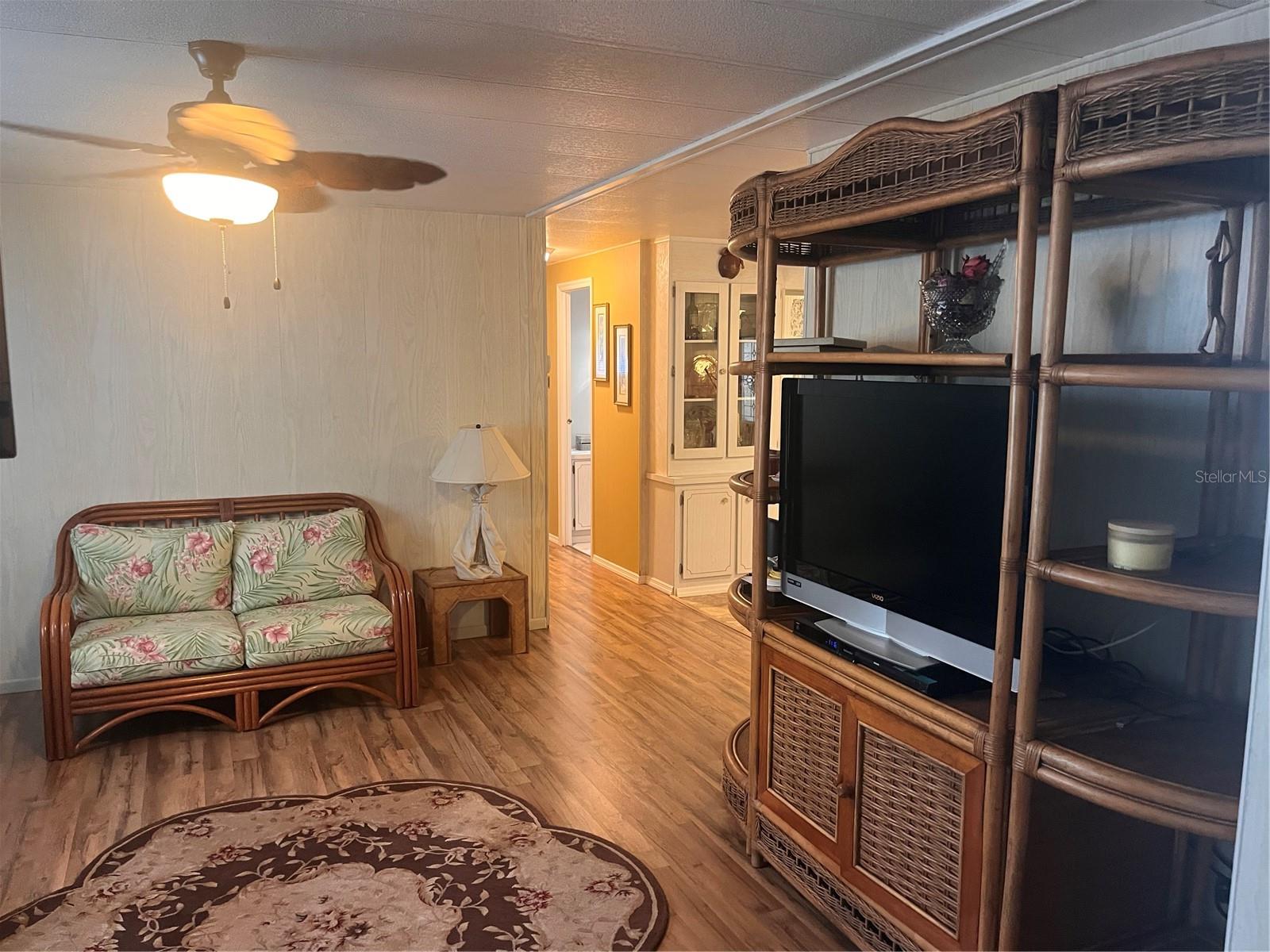 Image 10 of 23 For 5316 53rd Avenue E Q116