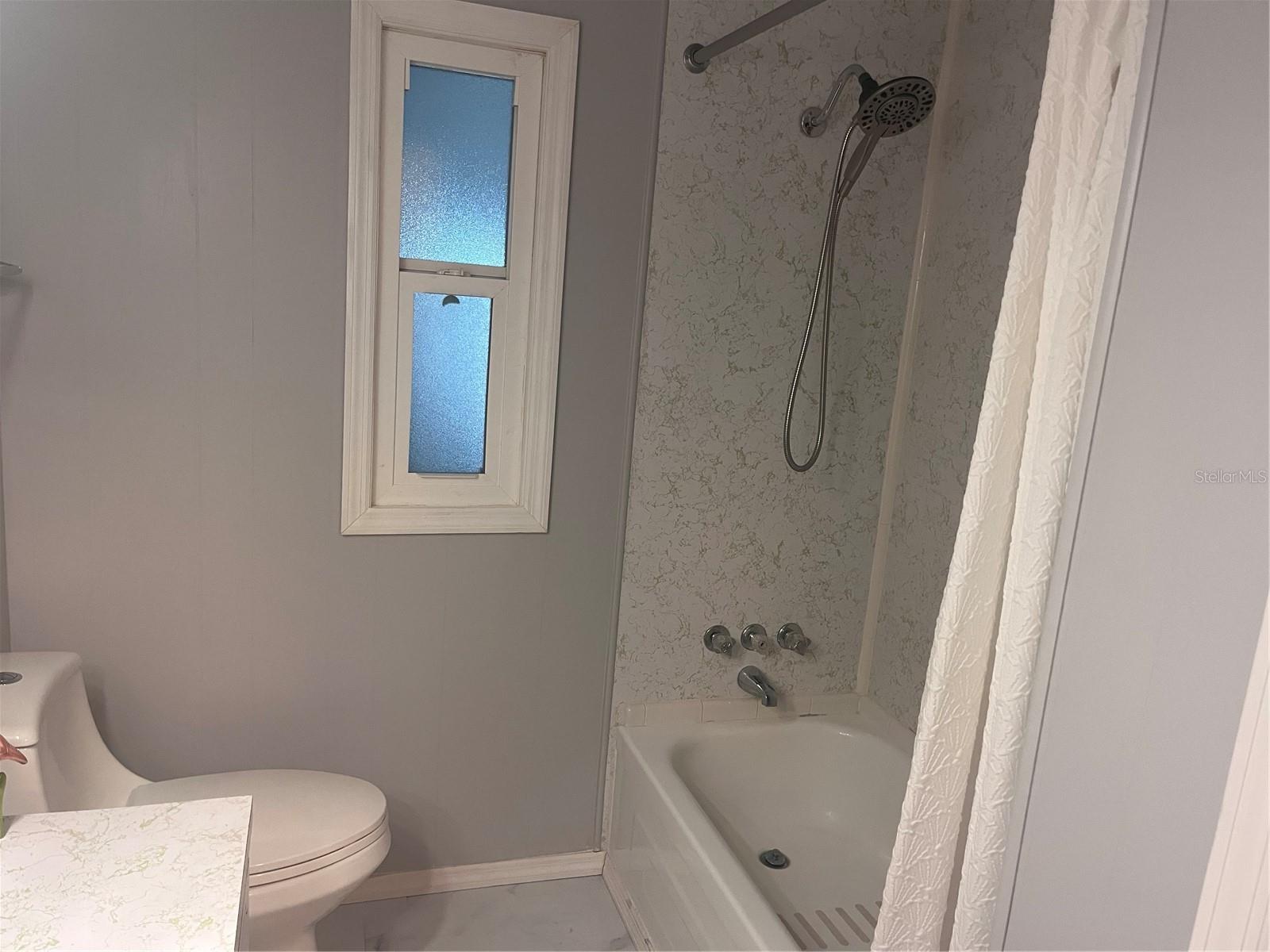 Image 20 of 23 For 5316 53rd Avenue E Q116