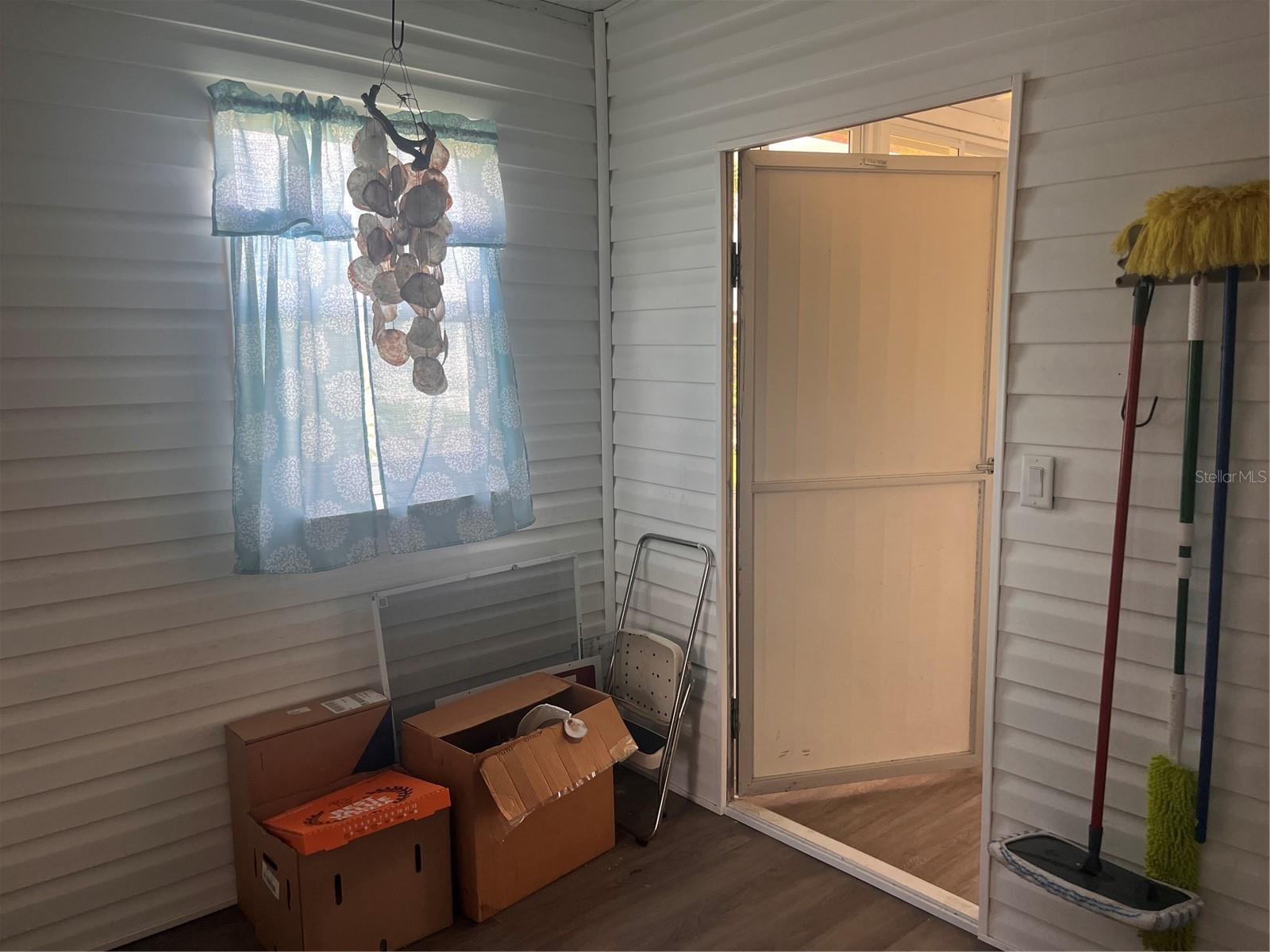 Image 5 of 23 For 5316 53rd Avenue E Q116
