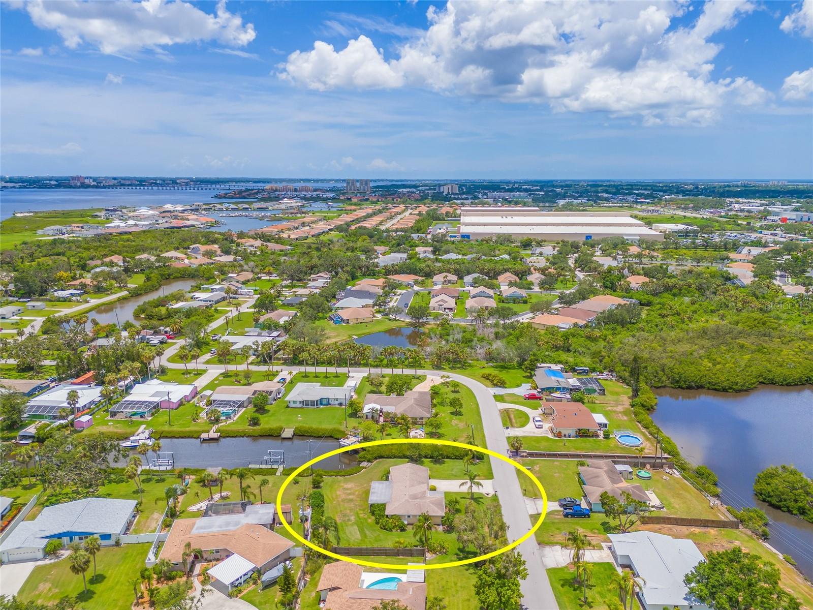 Image 45 of 51 For 336 Highland Shores Dr
