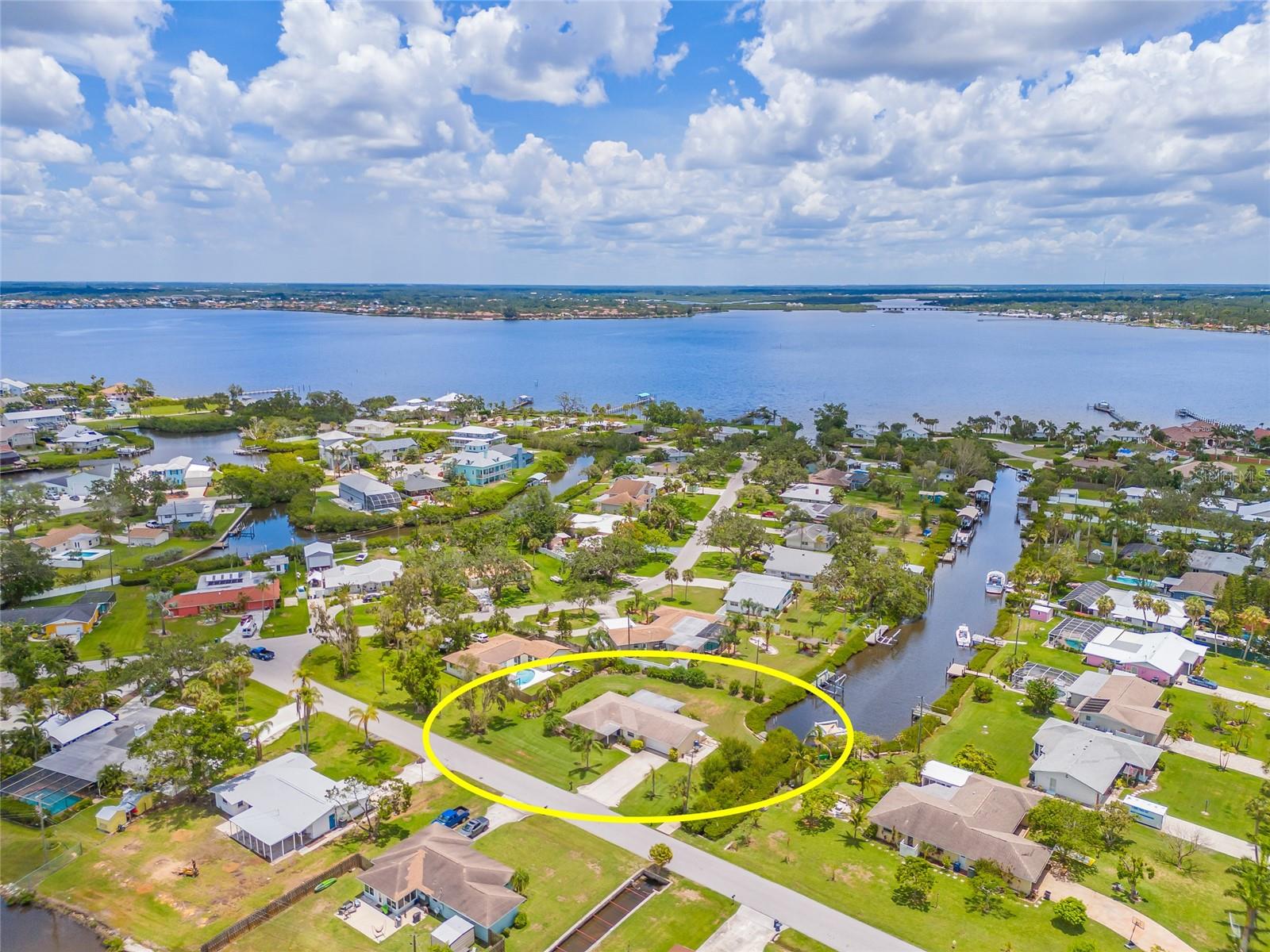 Image 48 of 51 For 336 Highland Shores Dr