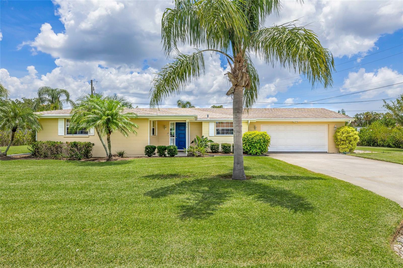 Image 8 of 51 For 336 Highland Shores Dr