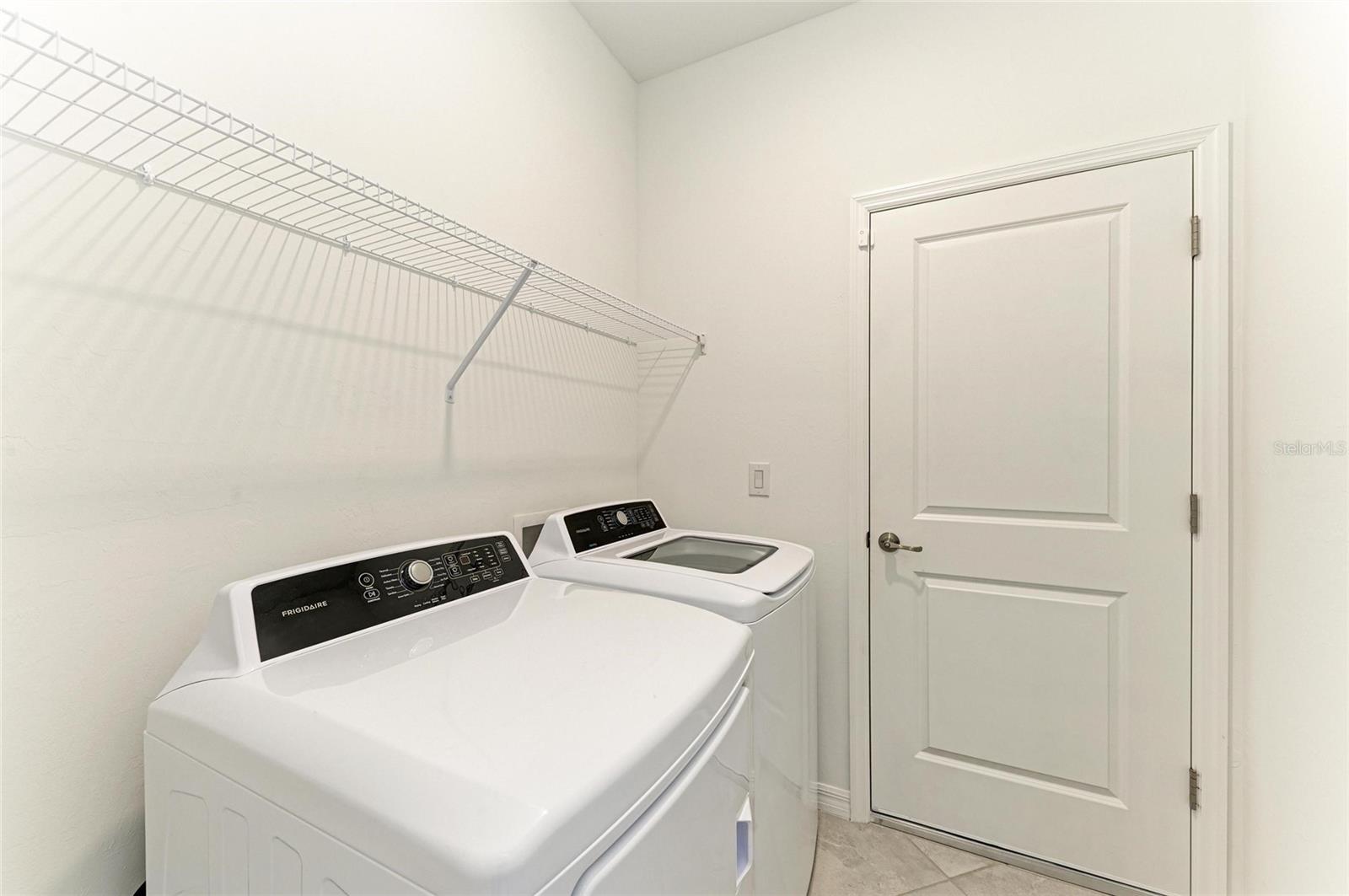 Image 17 of 35 For 11327 Burgundy Drive