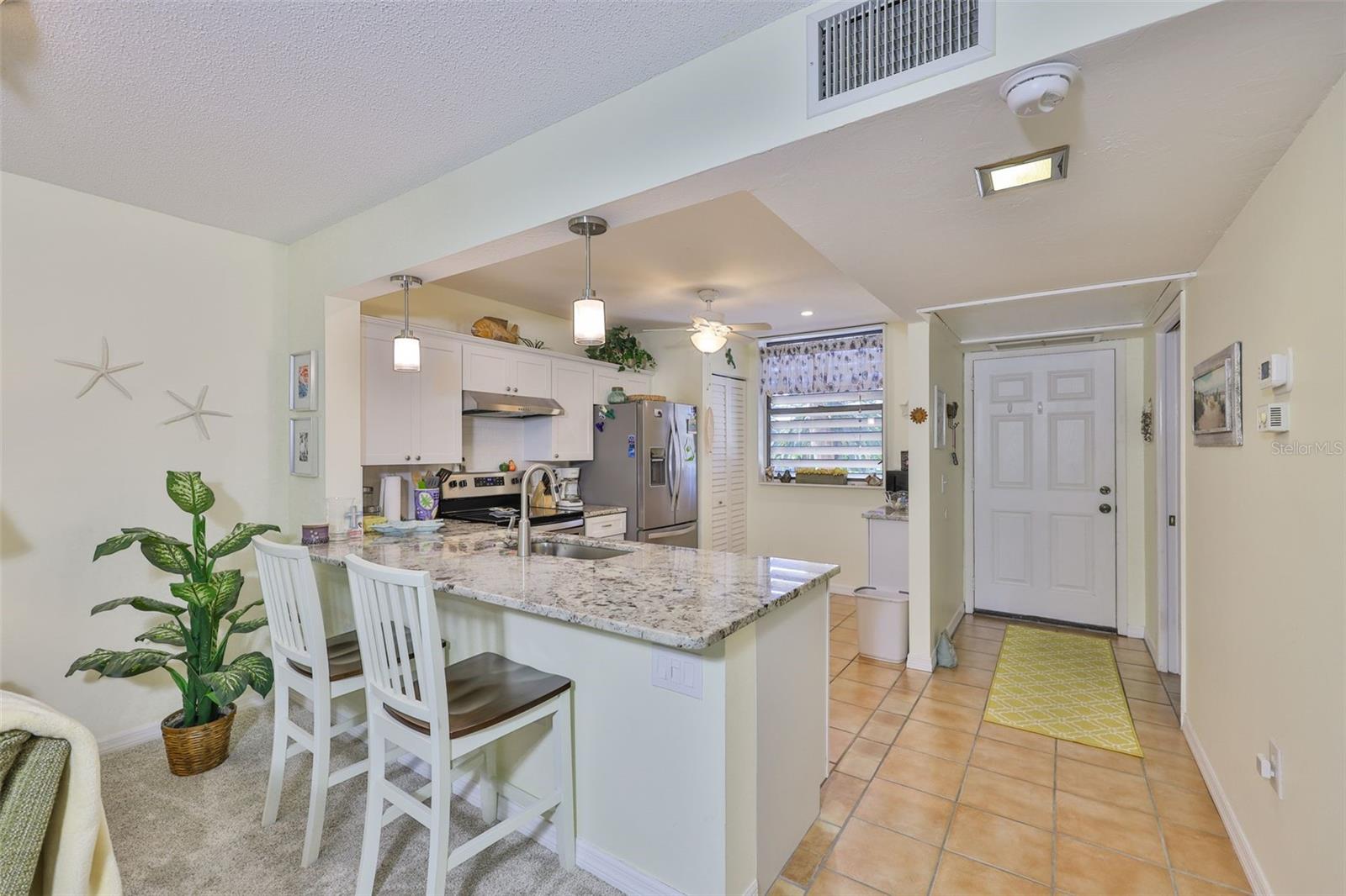 Image 21 of 32 For 548 Lakeside Drive 0
