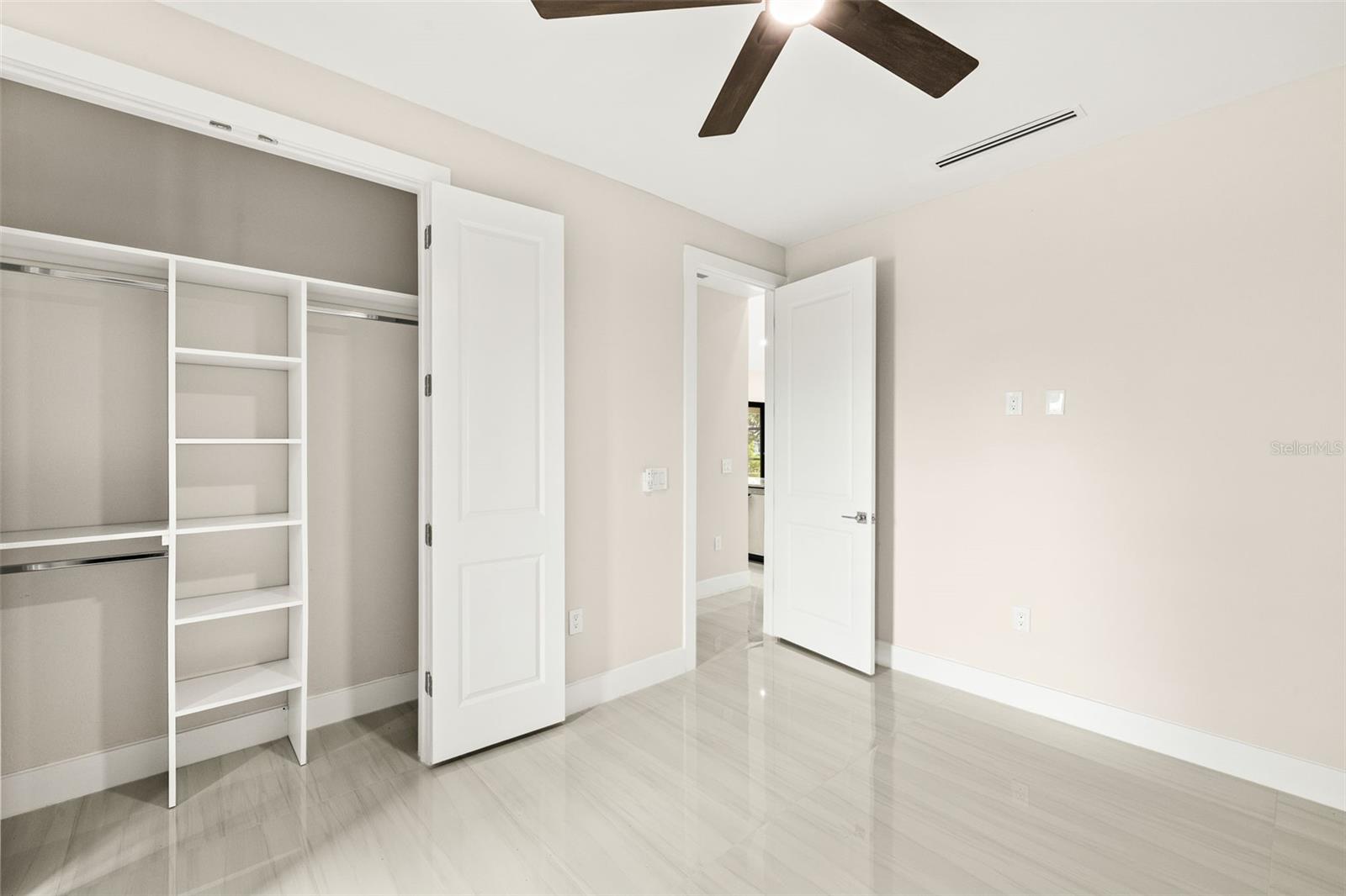 Image 20 of 37 For 225 8th Terrace