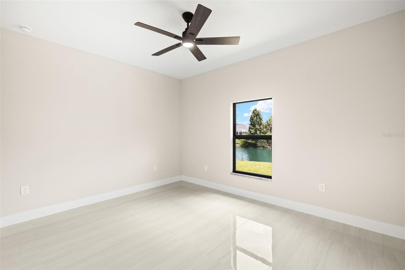Image 22 of 37 For 225 8th Terrace