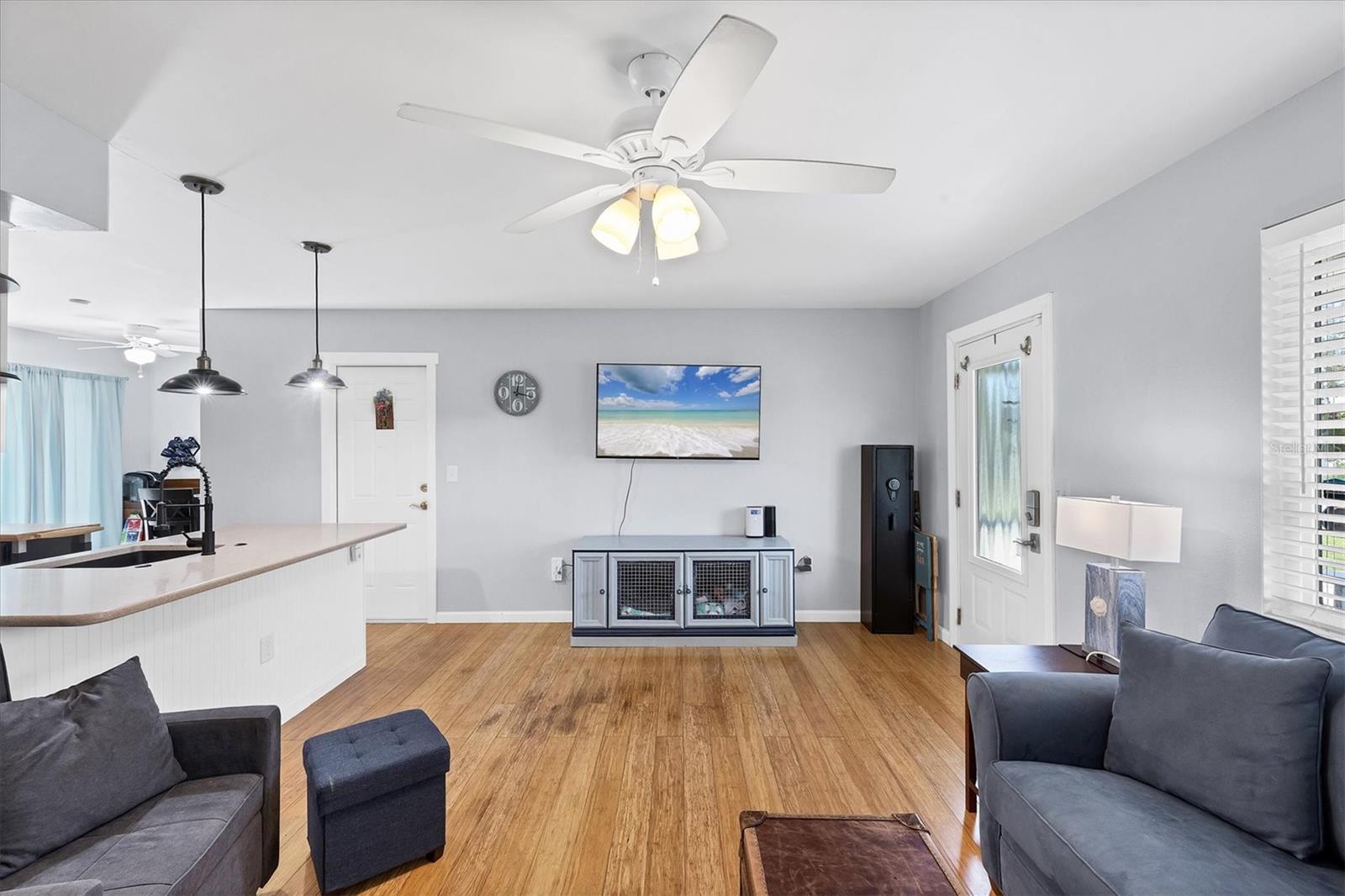 Image 8 of 31 For 1778 Salford Boulevard