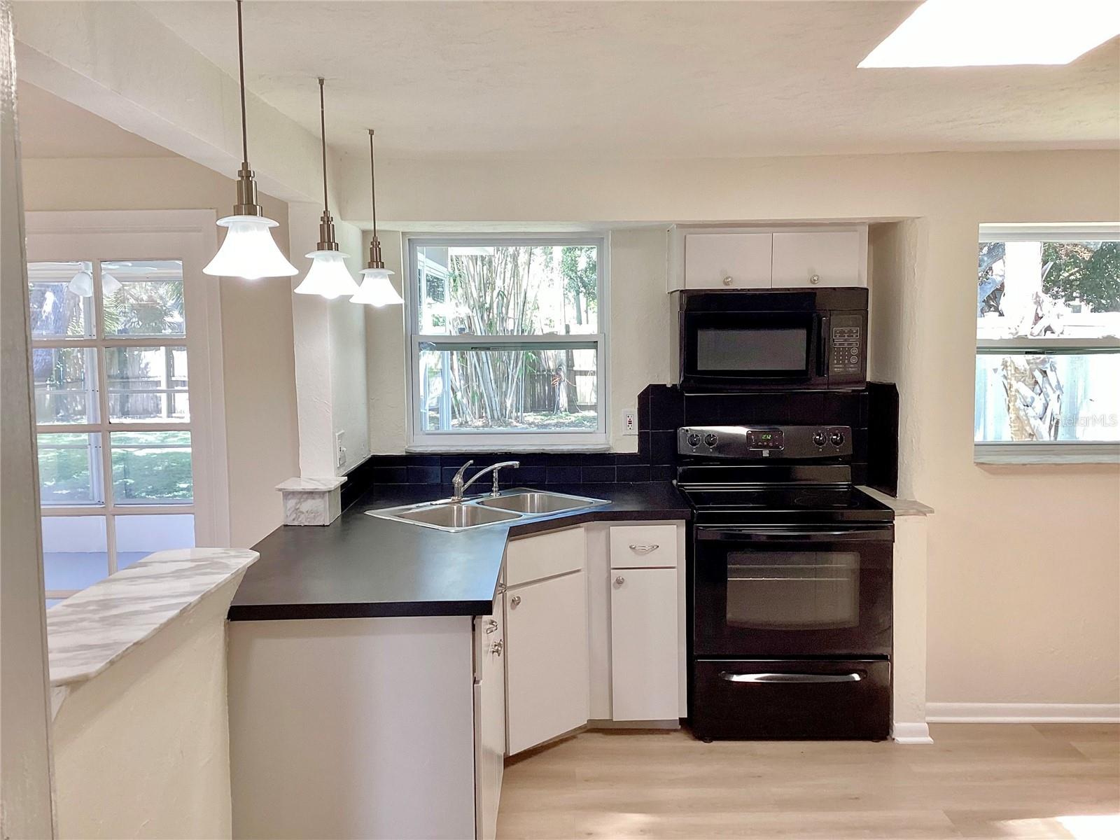 Image 7 of 20 For 4112 Cochise Terrace
