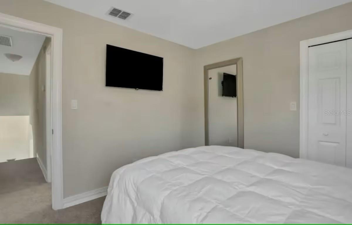 Image 11 of 16 For 119 Killington Way