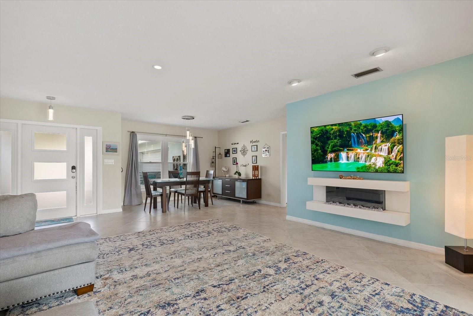 Image 32 of 47 For 538 Magellan Drive