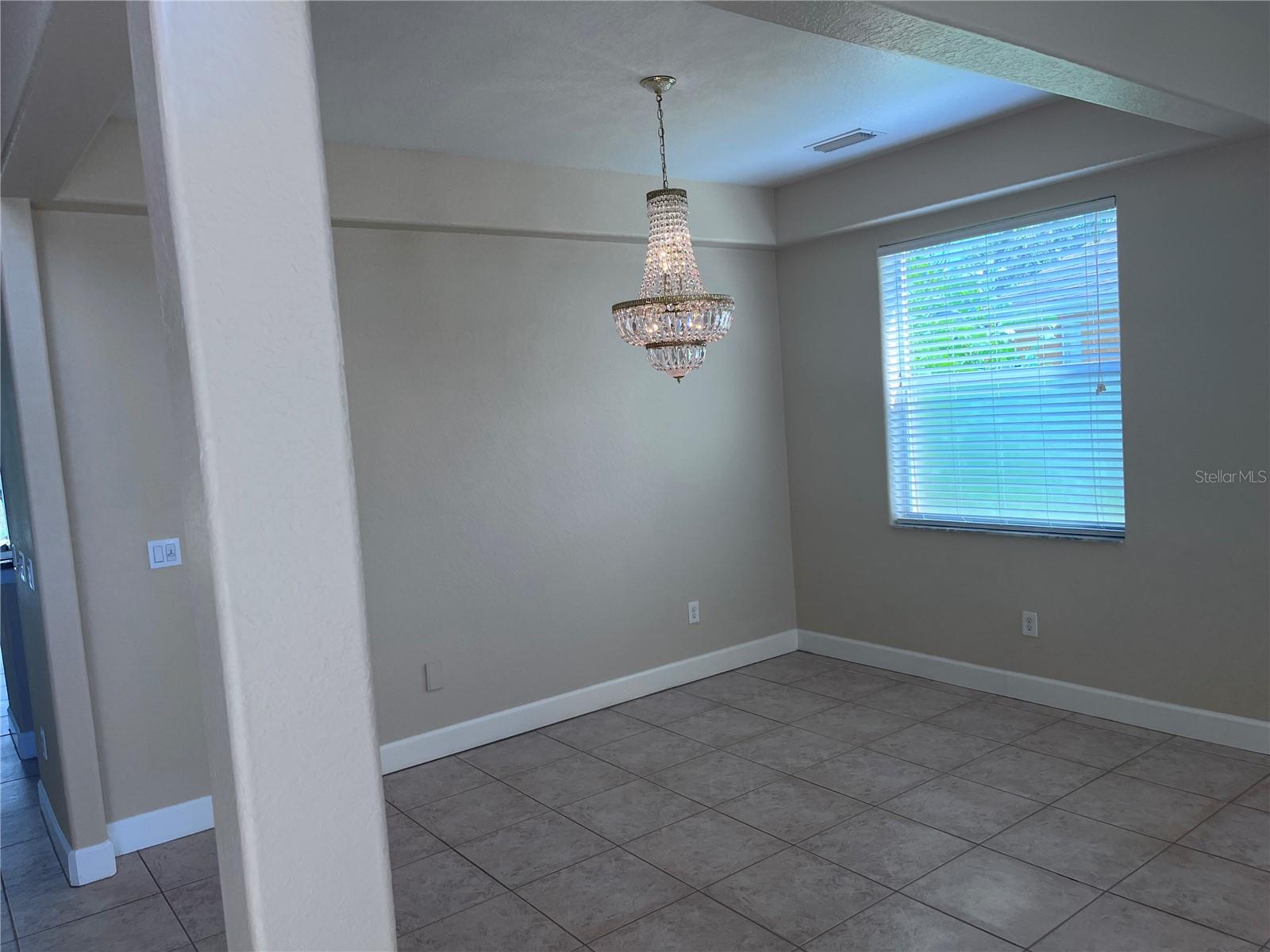 Listing photo id 1 for 4401 85th Avenue Circle E