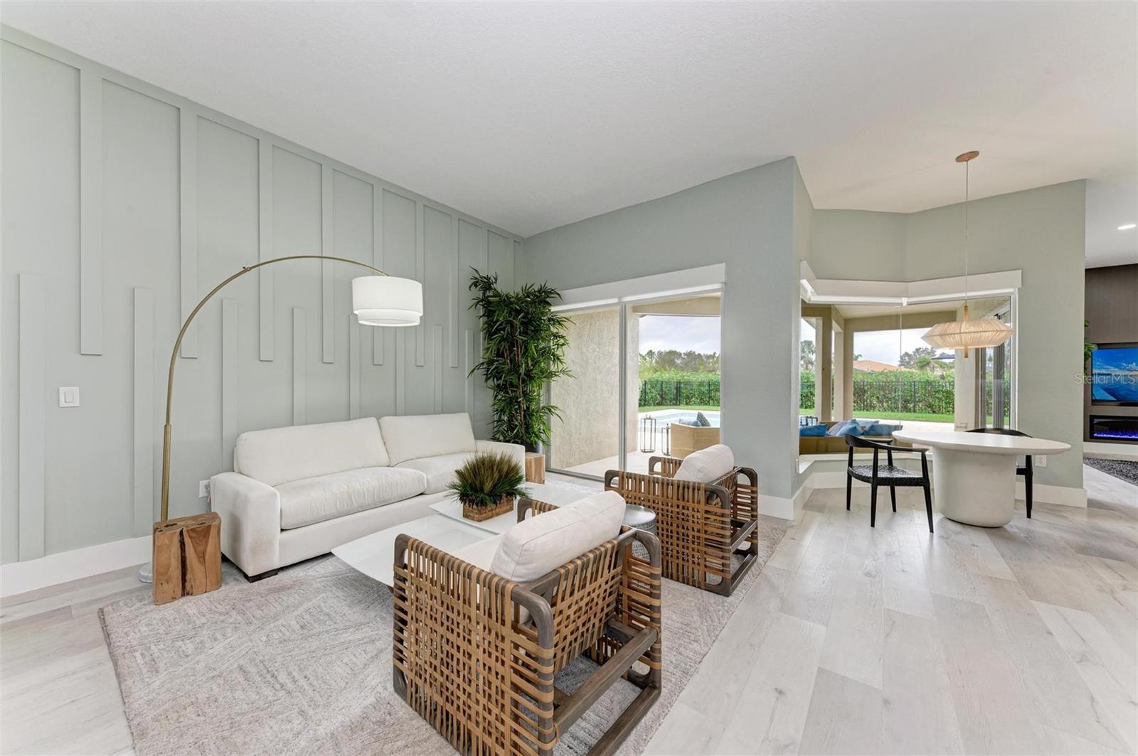 Image 10 of 58 For 12814 Daisy Place