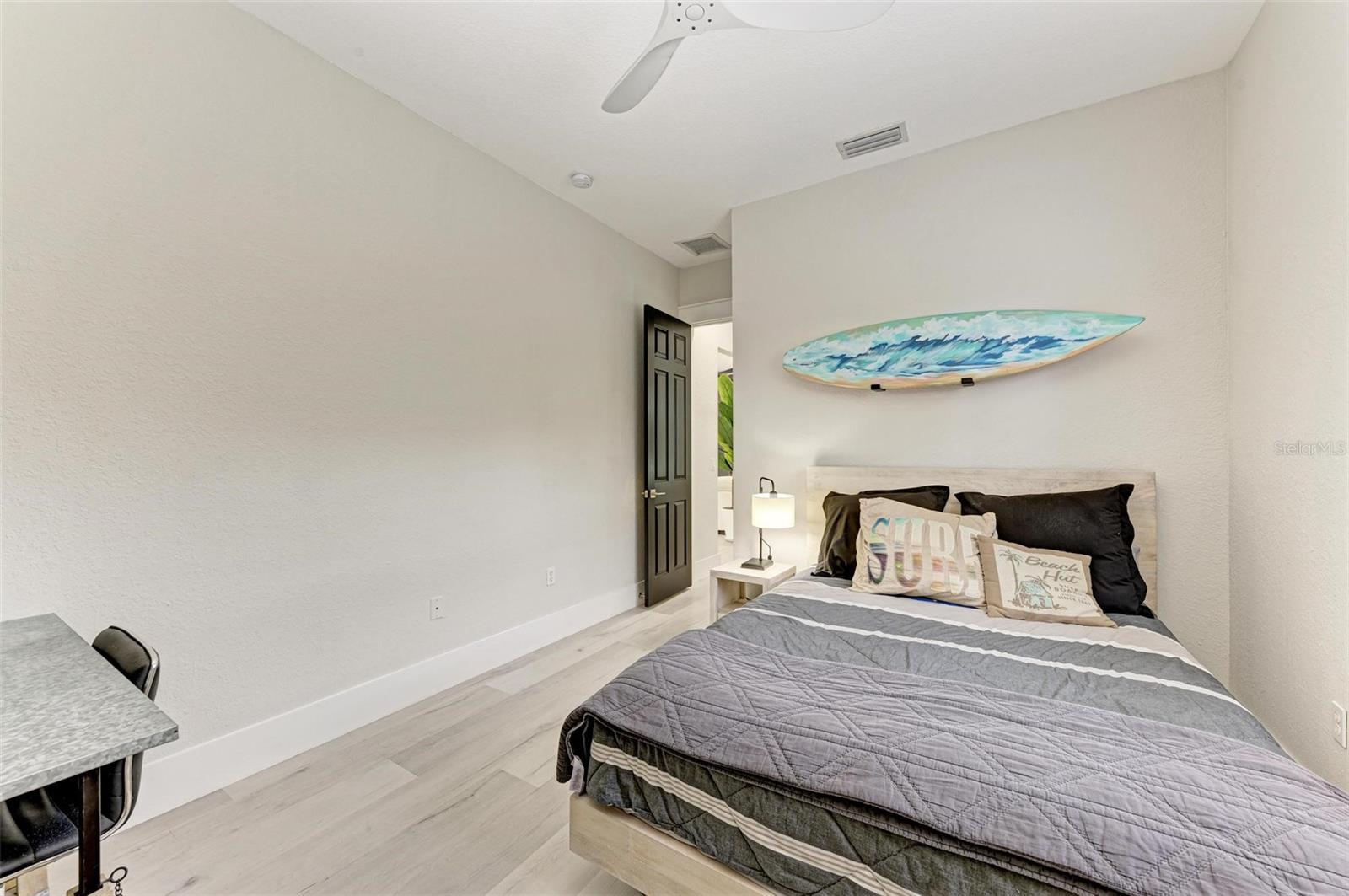 Image 34 of 58 For 12814 Daisy Place