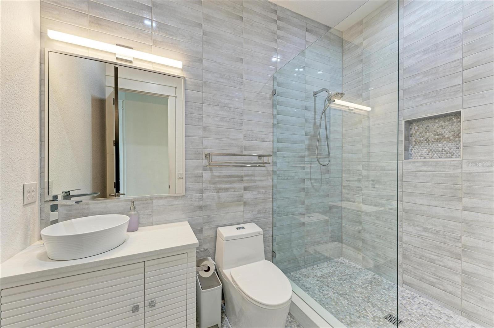 Image 40 of 58 For 12814 Daisy Place