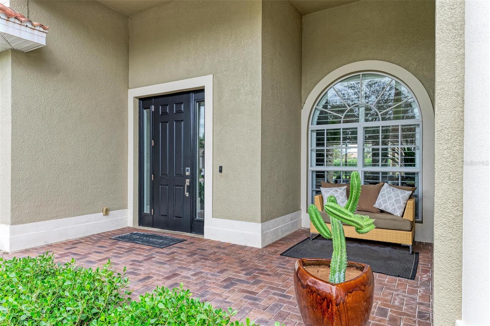 Image 5 of 58 For 12814 Daisy Place