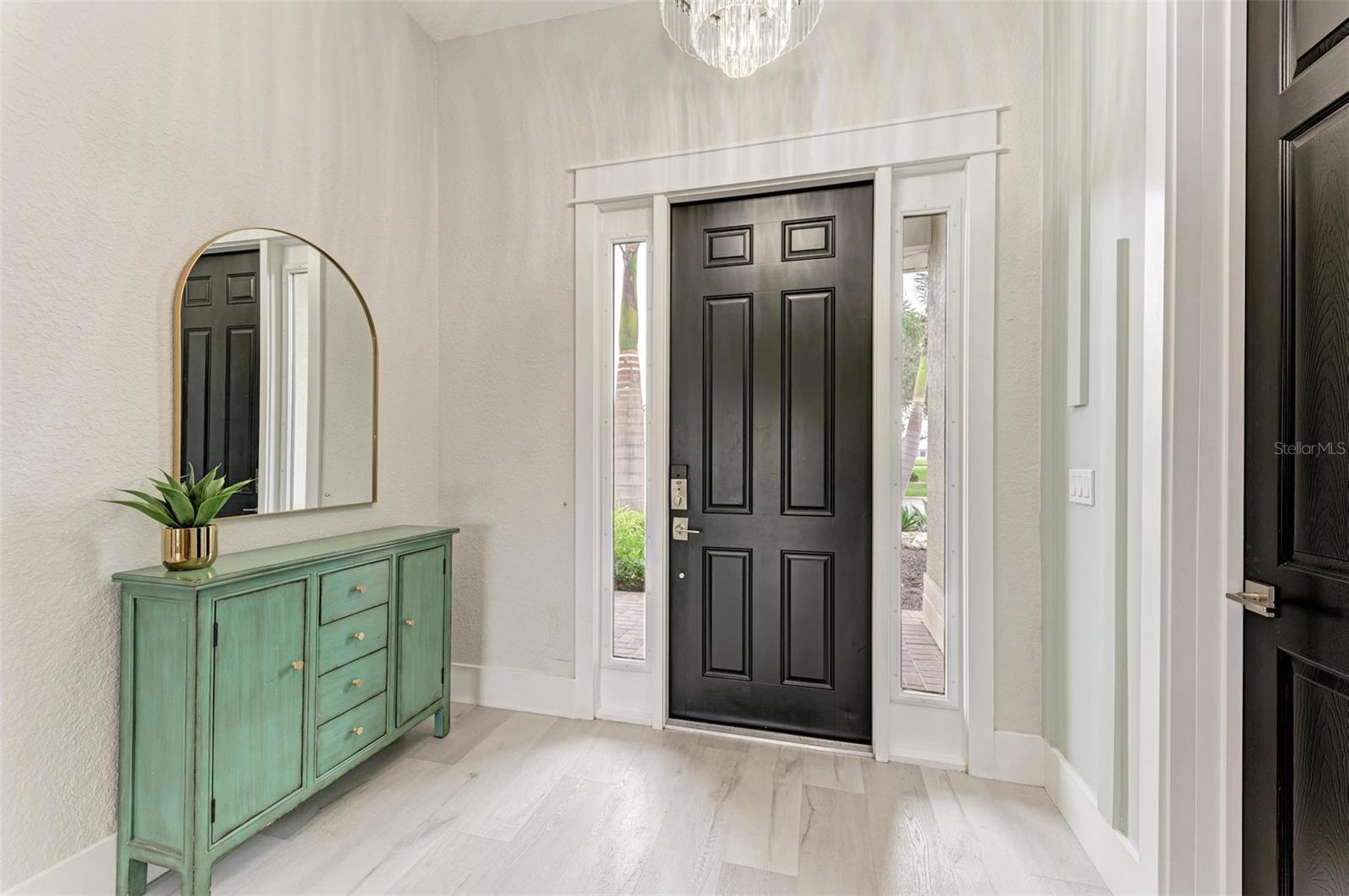 Image 6 of 58 For 12814 Daisy Place