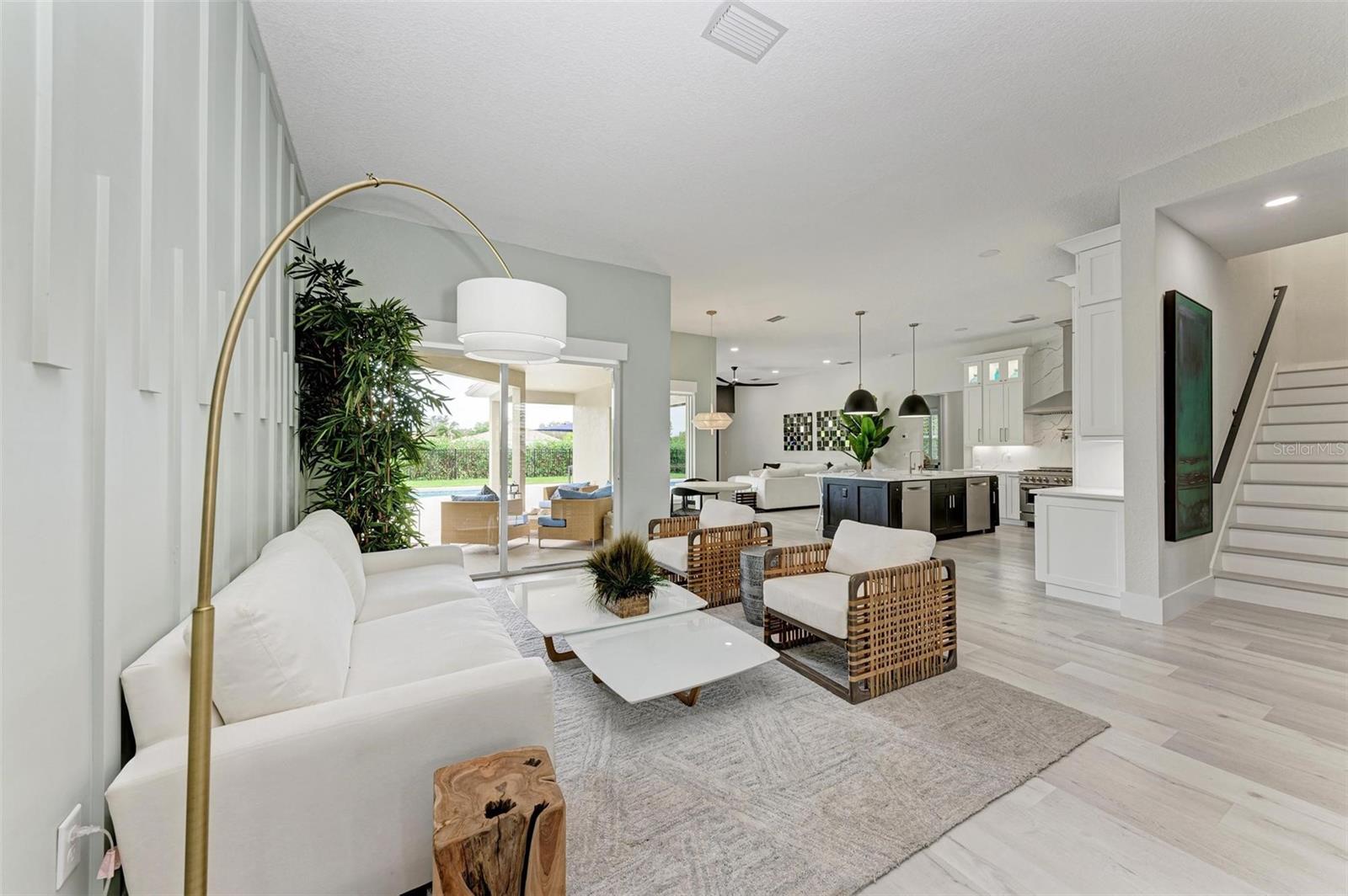 Image 9 of 58 For 12814 Daisy Place