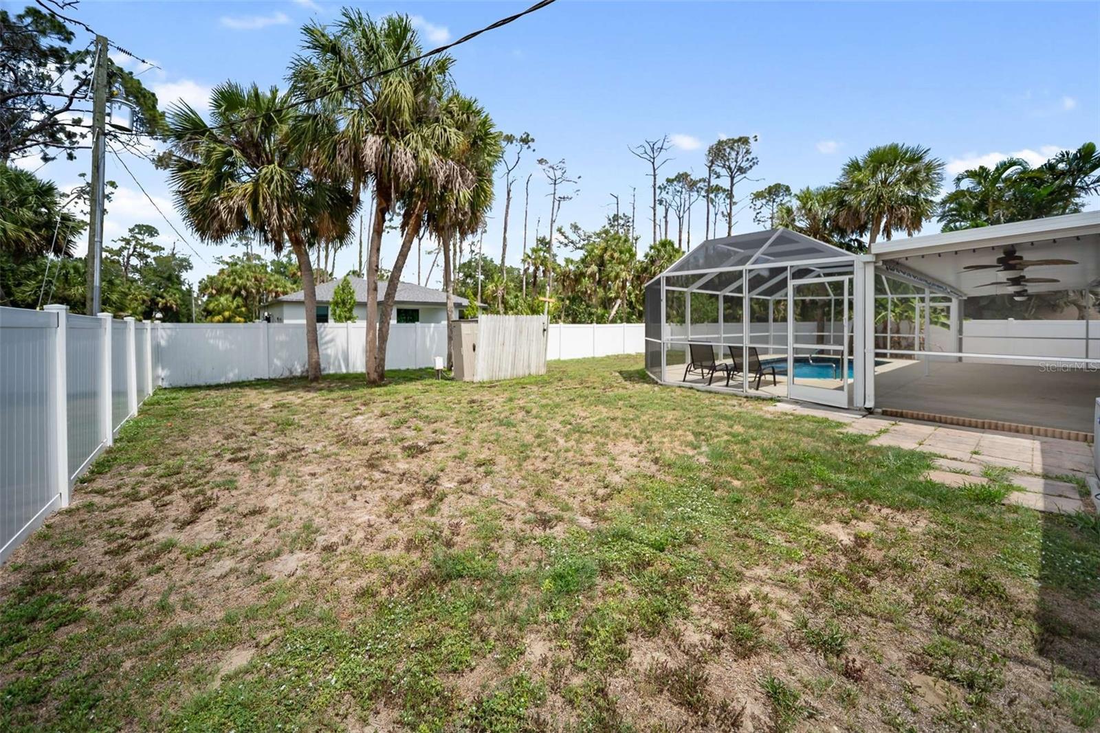 Image 13 of 48 For 16834 Toledo Blade Boulevard