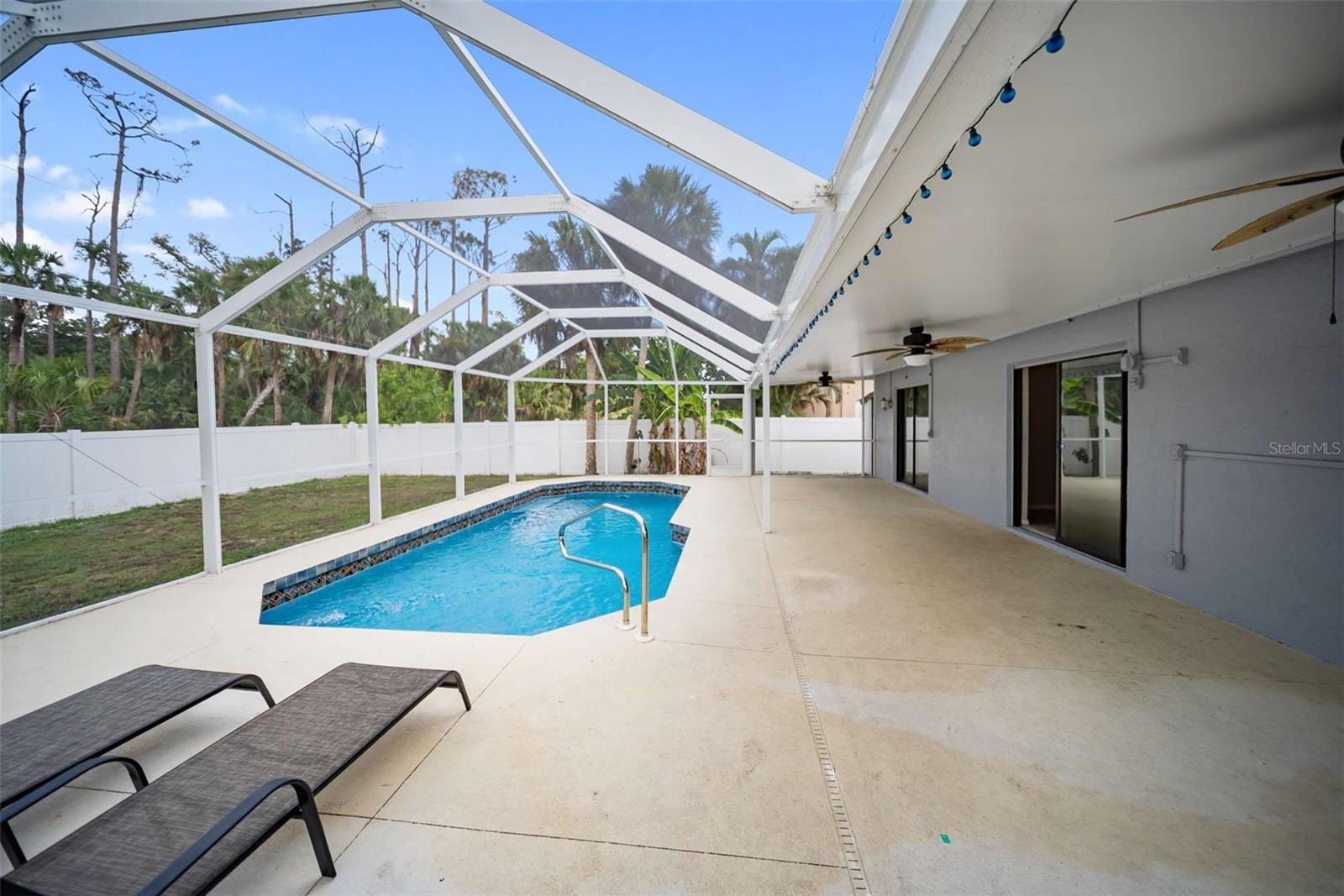 Image 15 of 48 For 16834 Toledo Blade Boulevard