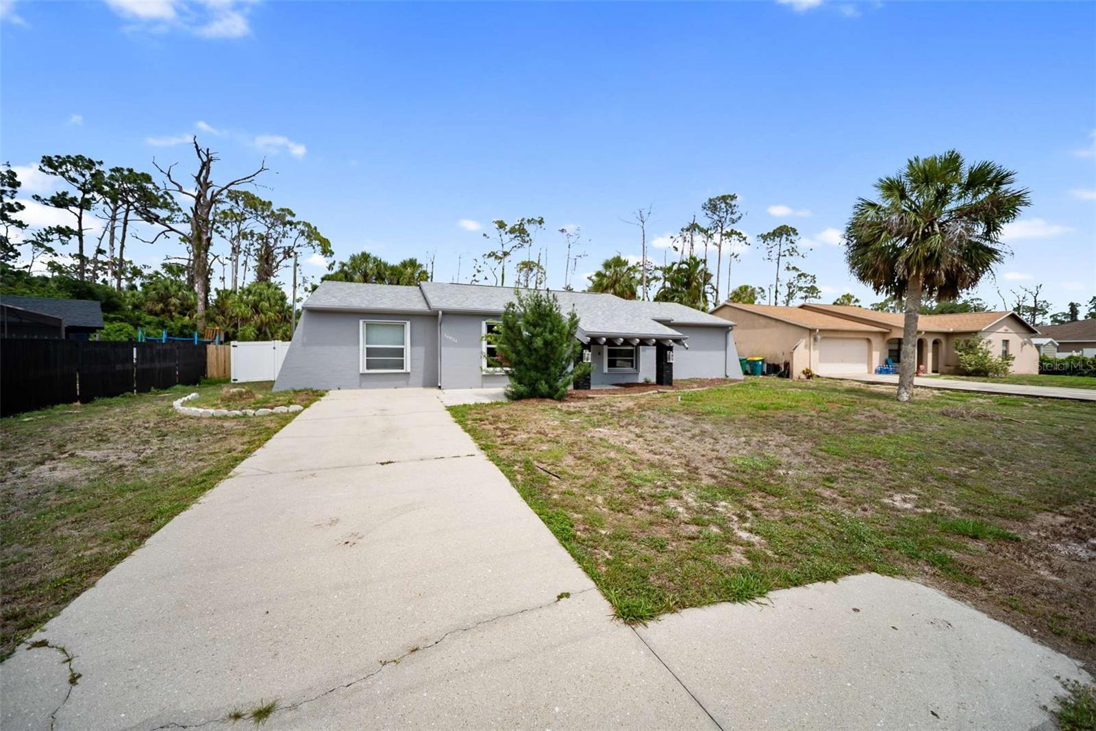 Image 16 of 48 For 16834 Toledo Blade Boulevard