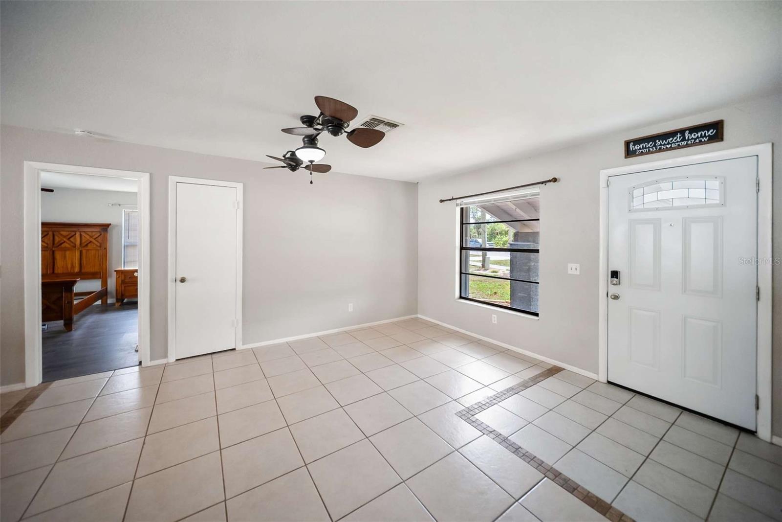 Image 29 of 48 For 16834 Toledo Blade Boulevard