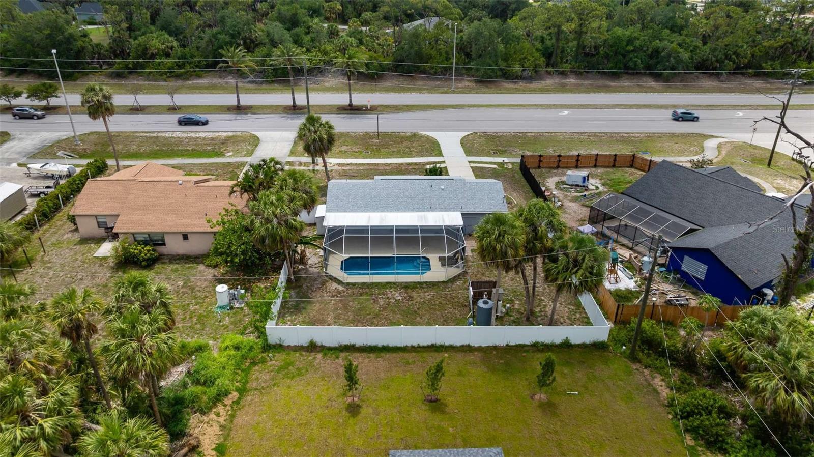 Image 4 of 48 For 16834 Toledo Blade Boulevard