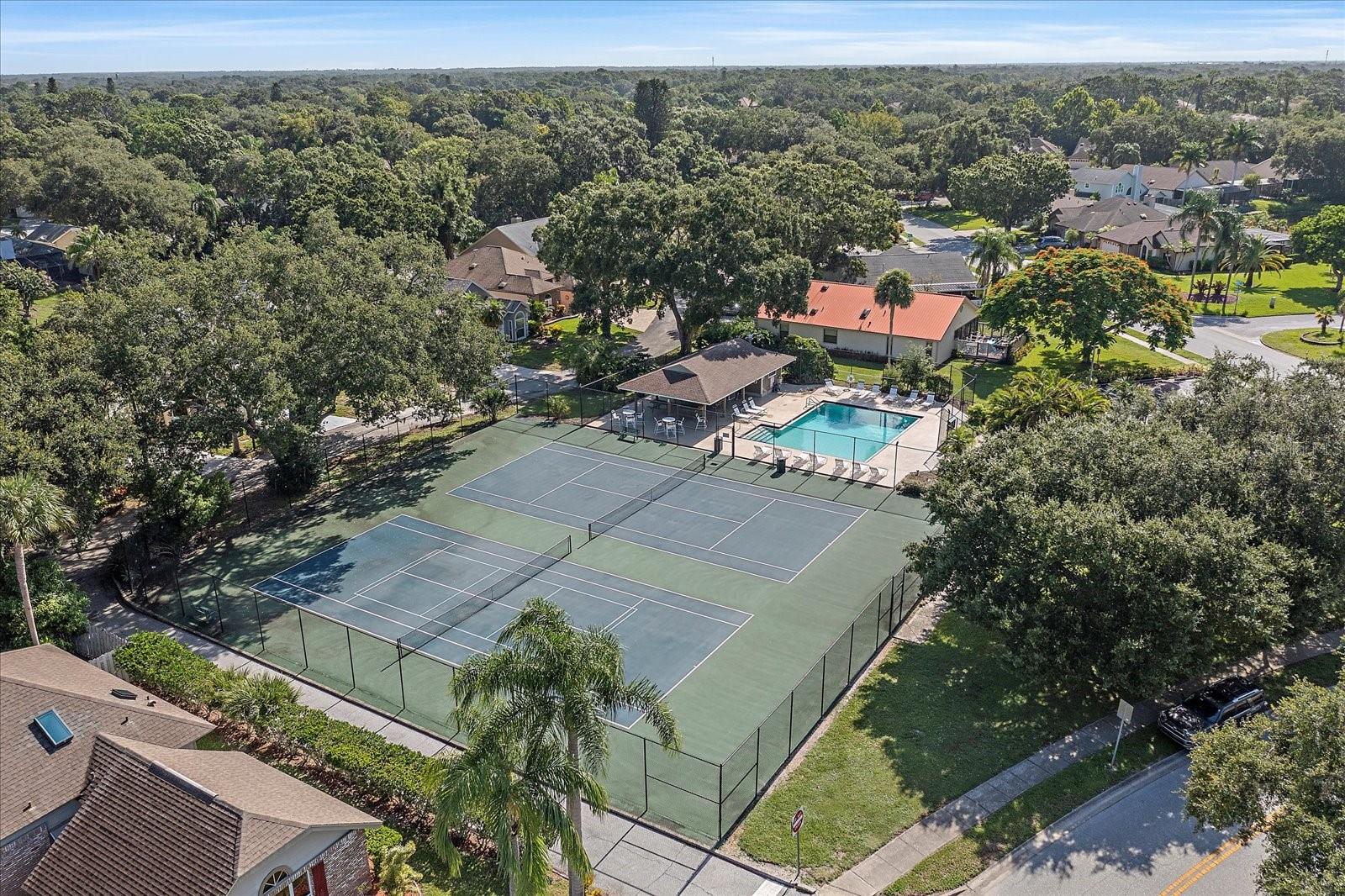 Image 10 of 35 For 4814 Country Oaks Boulevard