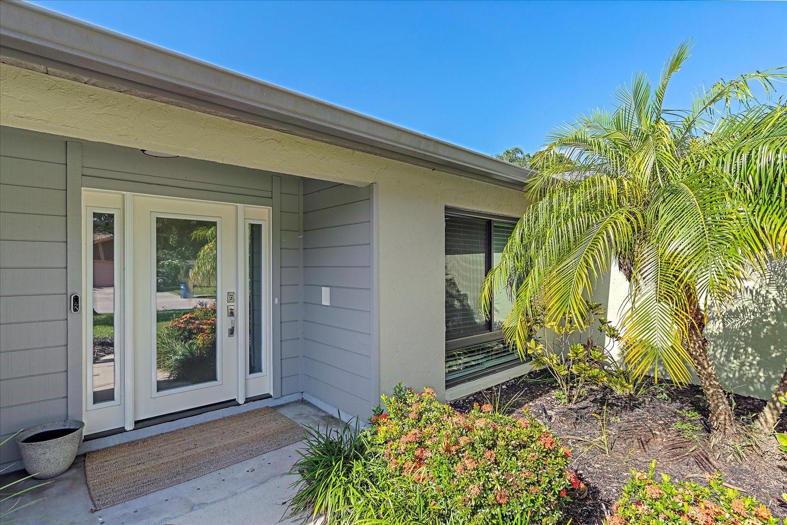 Image 3 of 35 For 4814 Country Oaks Boulevard