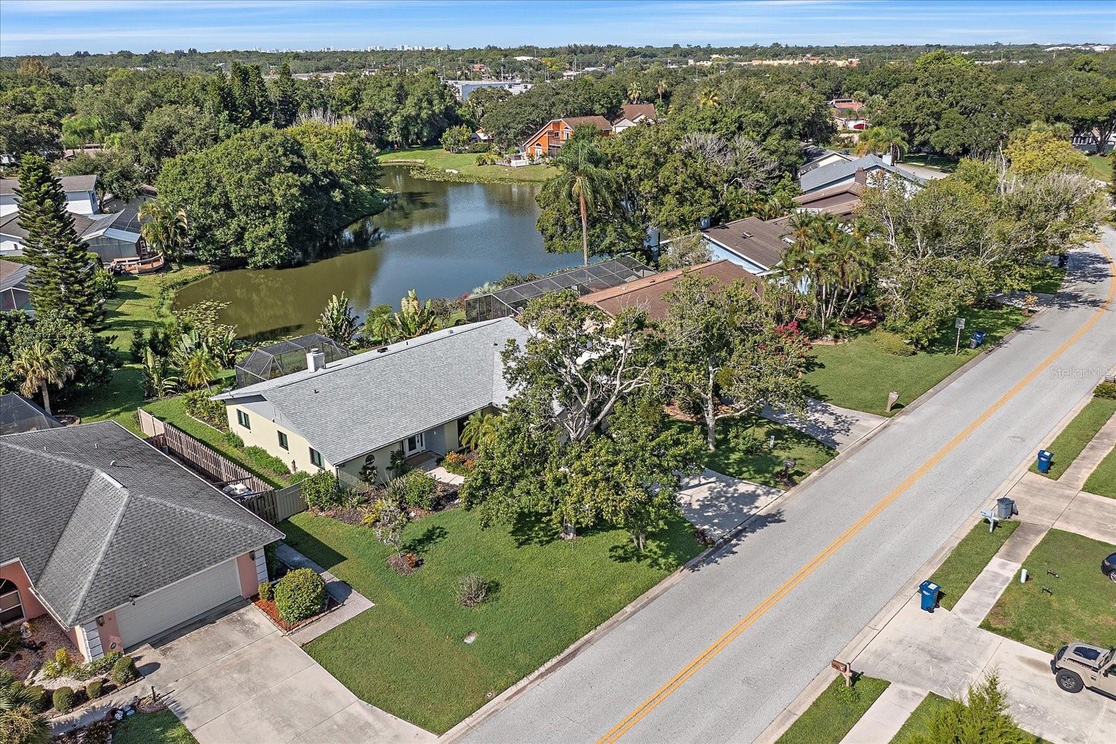 Image 4 of 35 For 4814 Country Oaks Boulevard