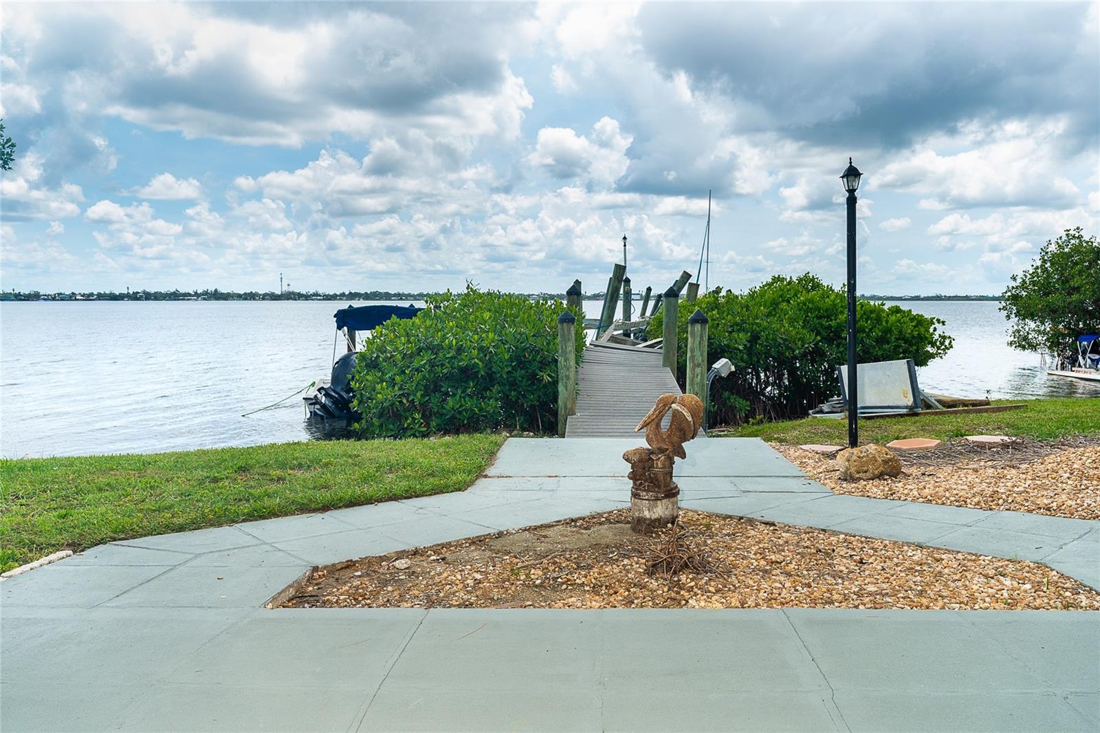 Image 36 of 49 For 6005 Beach Road 16