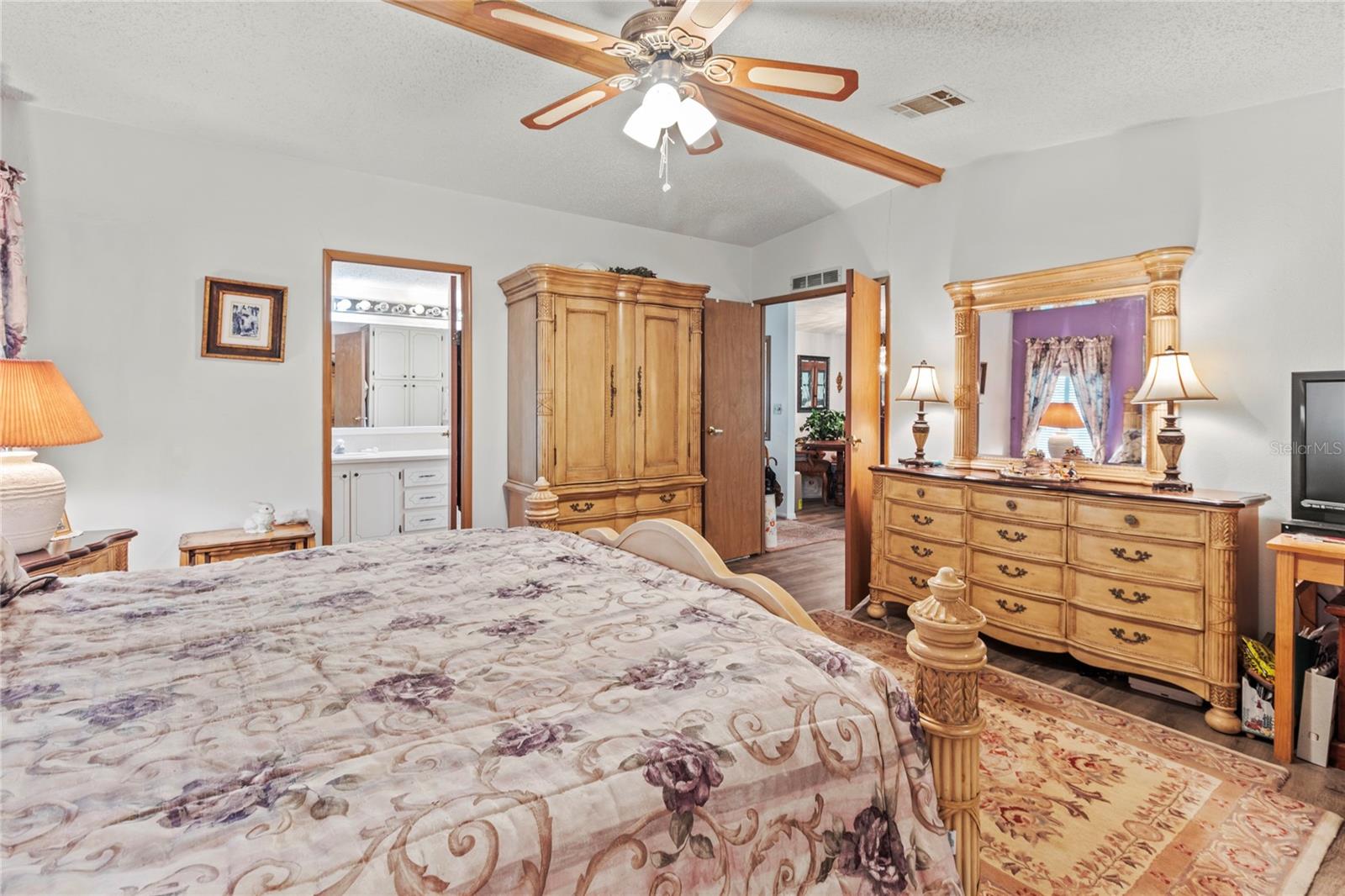 Listing photo id 24 for 83 Eagle Circle