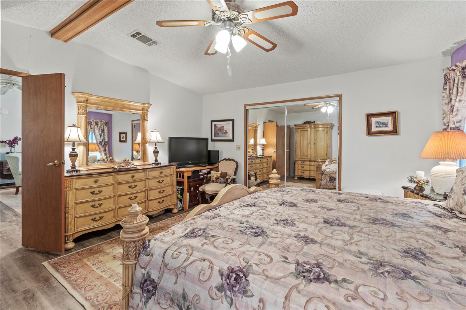 Listing photo id 25 for 83 Eagle Circle
