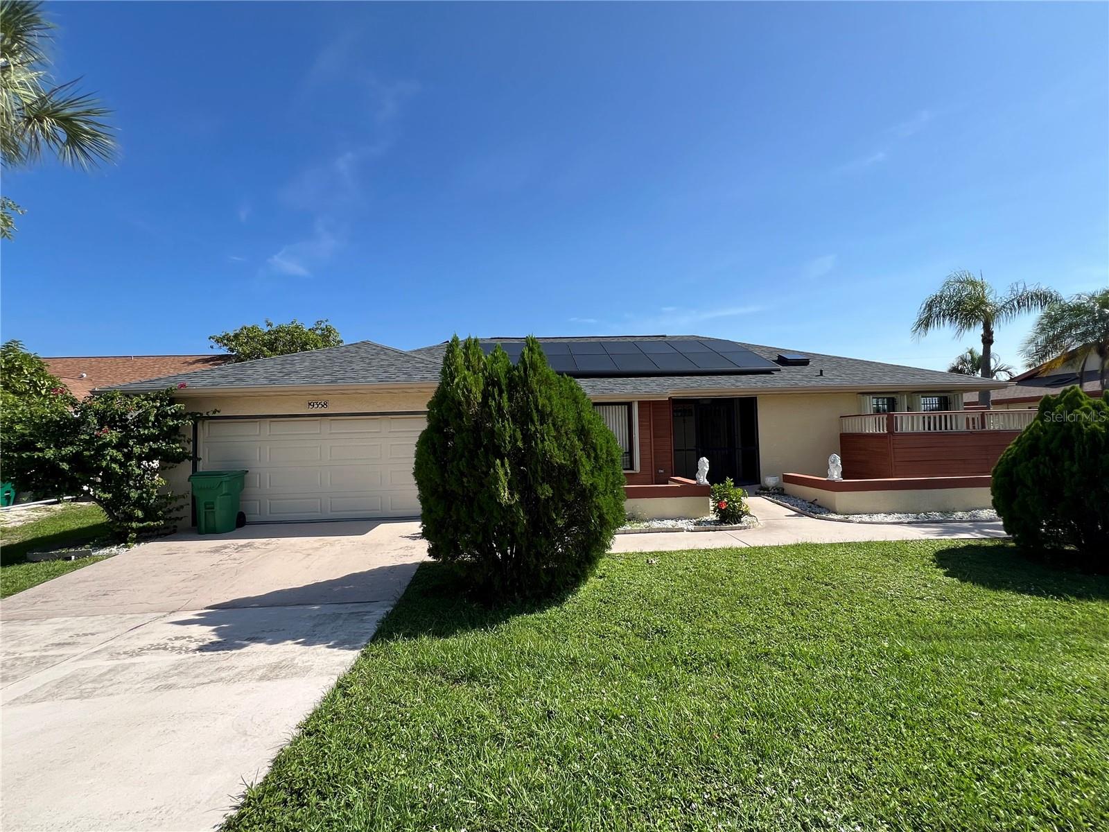 Details for 19358 Edgewater Drive, PORT CHARLOTTE, FL 33948