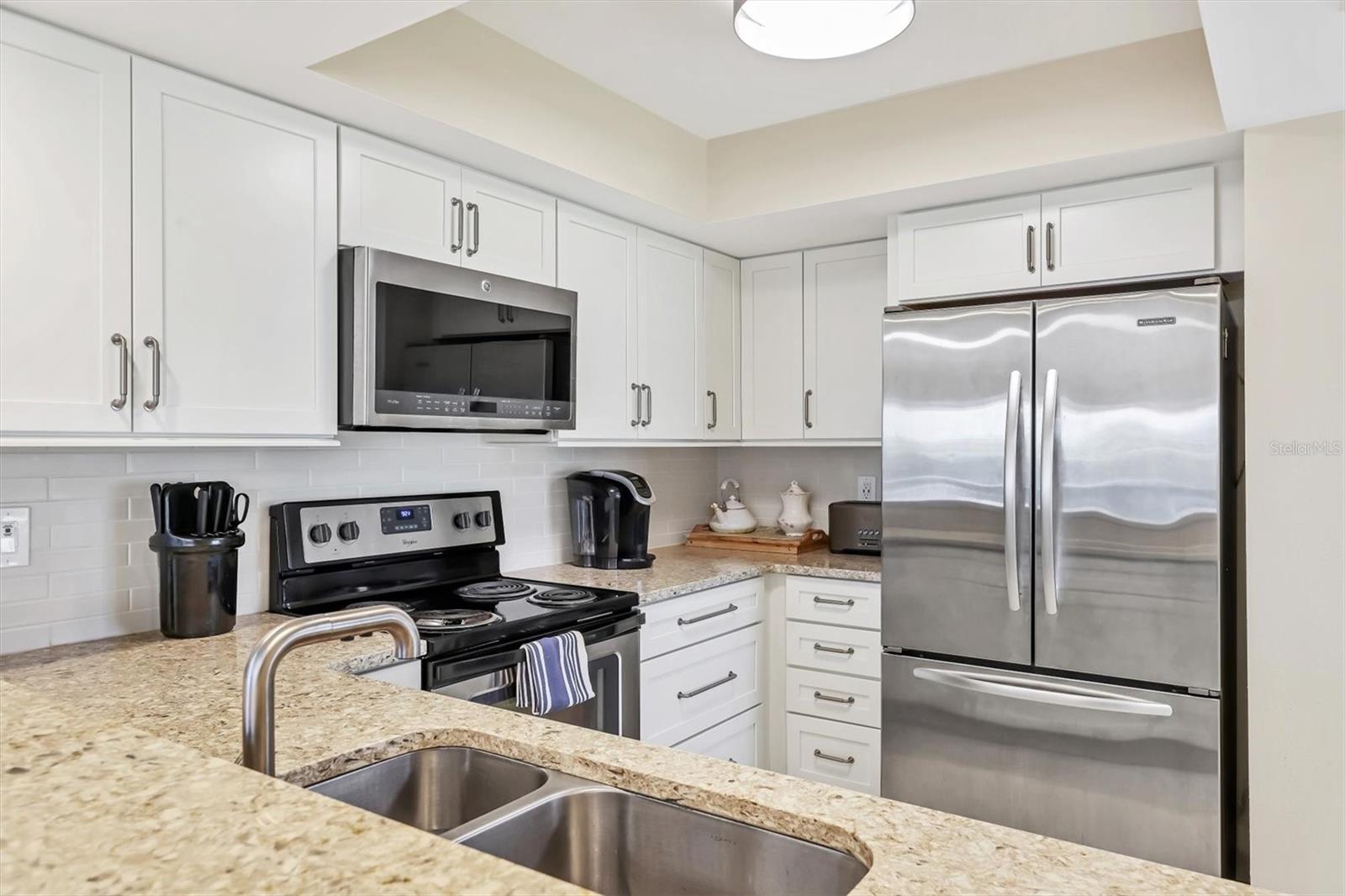 Image 14 of 53 For 1240 Siesta Bayside Drive 1240c