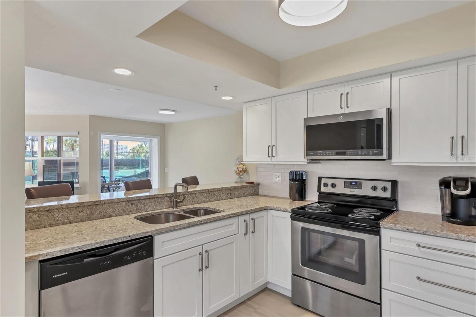 Image 17 of 53 For 1240 Siesta Bayside Drive 1240c
