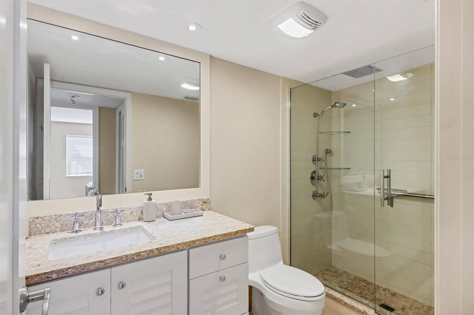 Image 31 of 53 For 1240 Siesta Bayside Drive 1240c