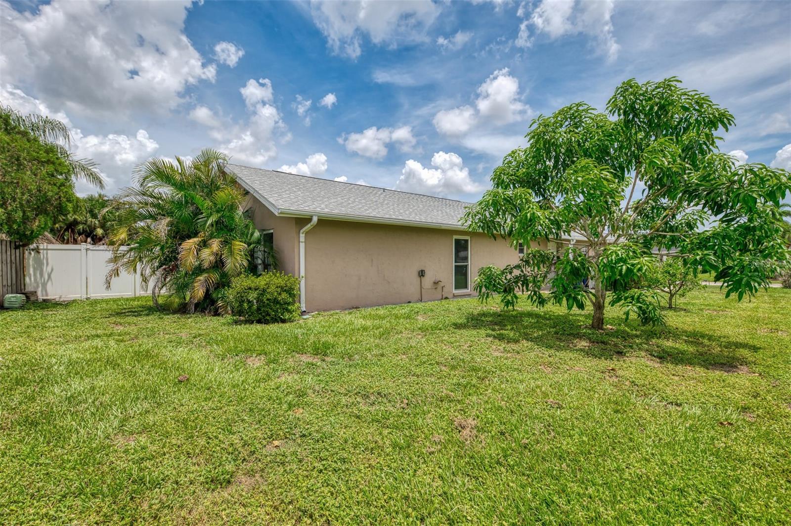 Image 51 of 55 For 5124 Palm Aire Drive