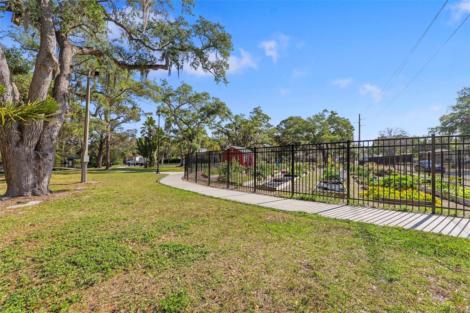 Image 28 of 31 For 2115 9th Avenue W 3d