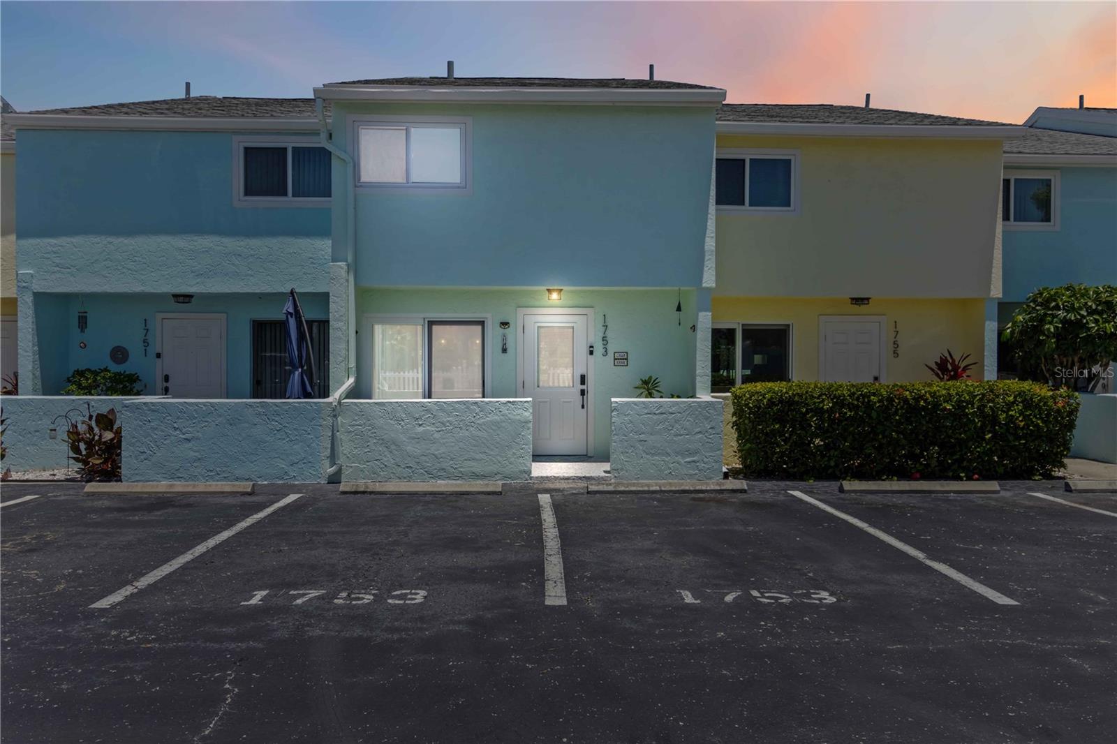 Image 4 of 64 For 1753 Dawn Street 305