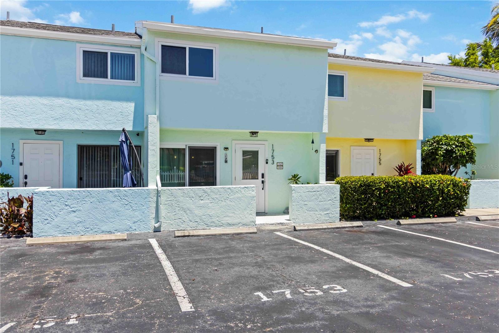 Image 5 of 64 For 1753 Dawn Street 305
