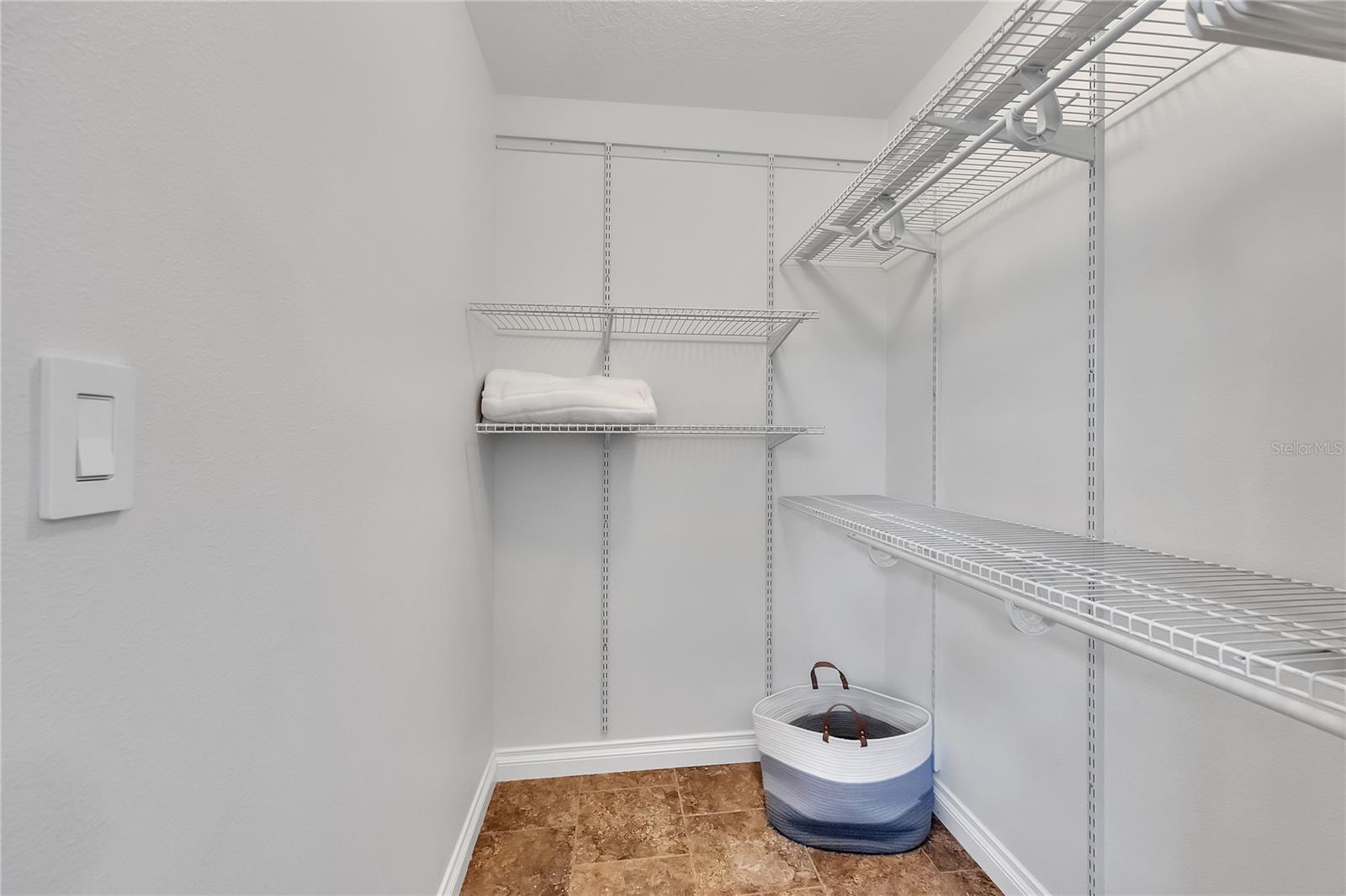 Image 27 of 32 For 2411 Nassau Street