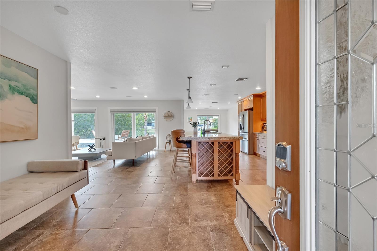 Image 6 of 32 For 2411 Nassau Street