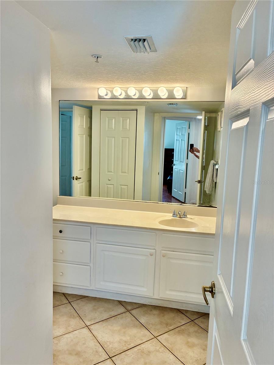 Image 3 of 16 For 4149 Residence Drive 801