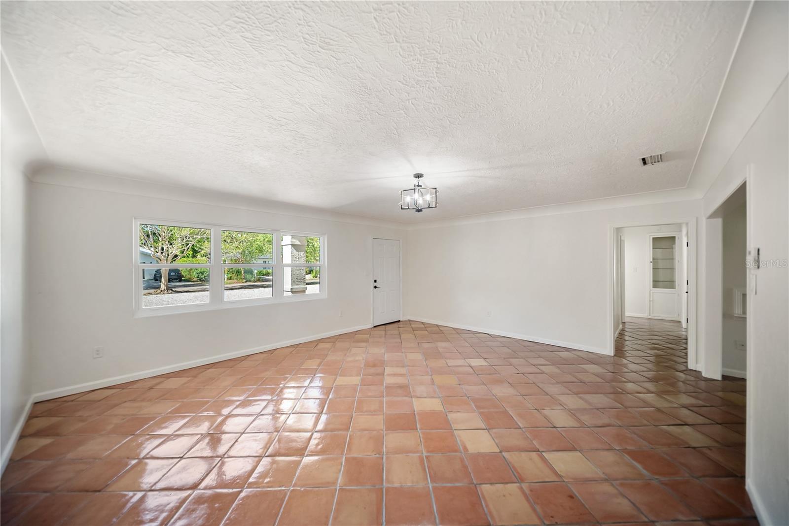 Image 10 of 47 For 1881 Orchid Street