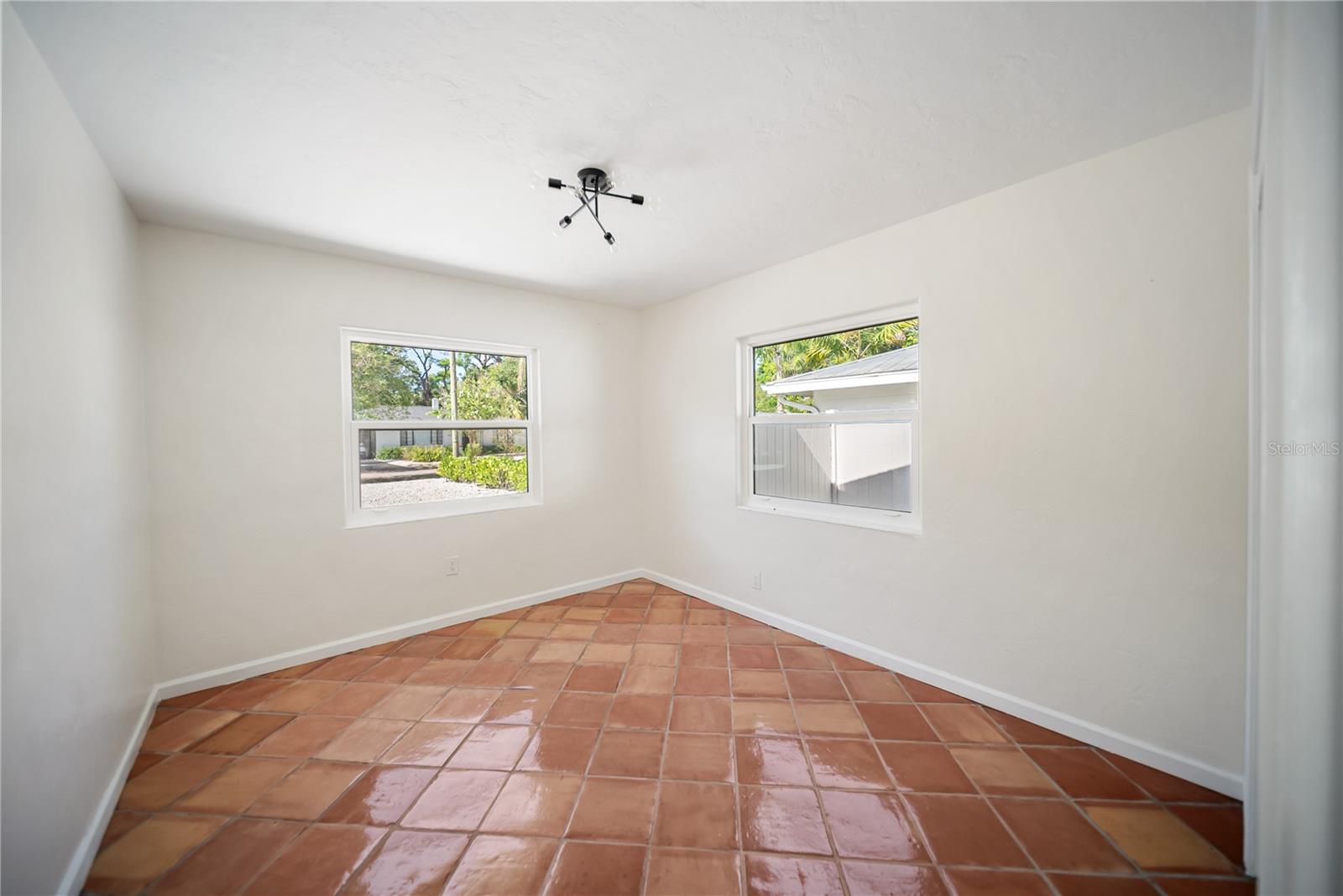 Image 15 of 47 For 1881 Orchid Street