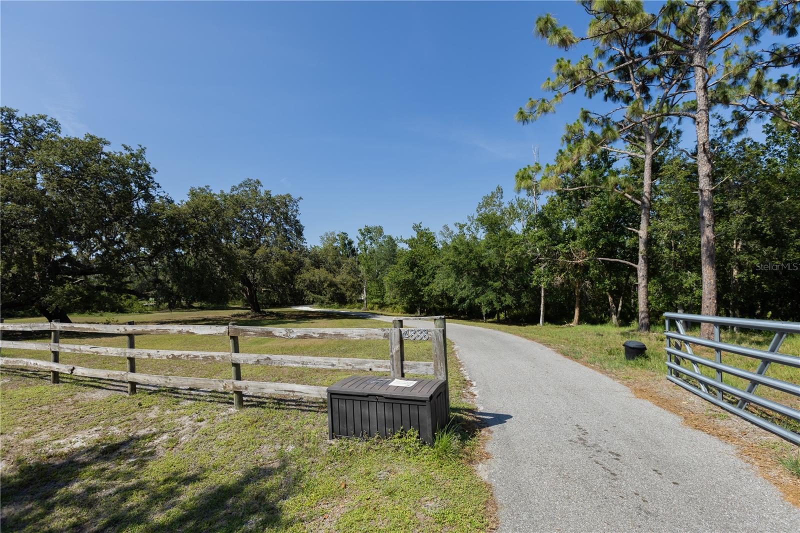 Image 63 of 80 For 4888 Old Ranch Road