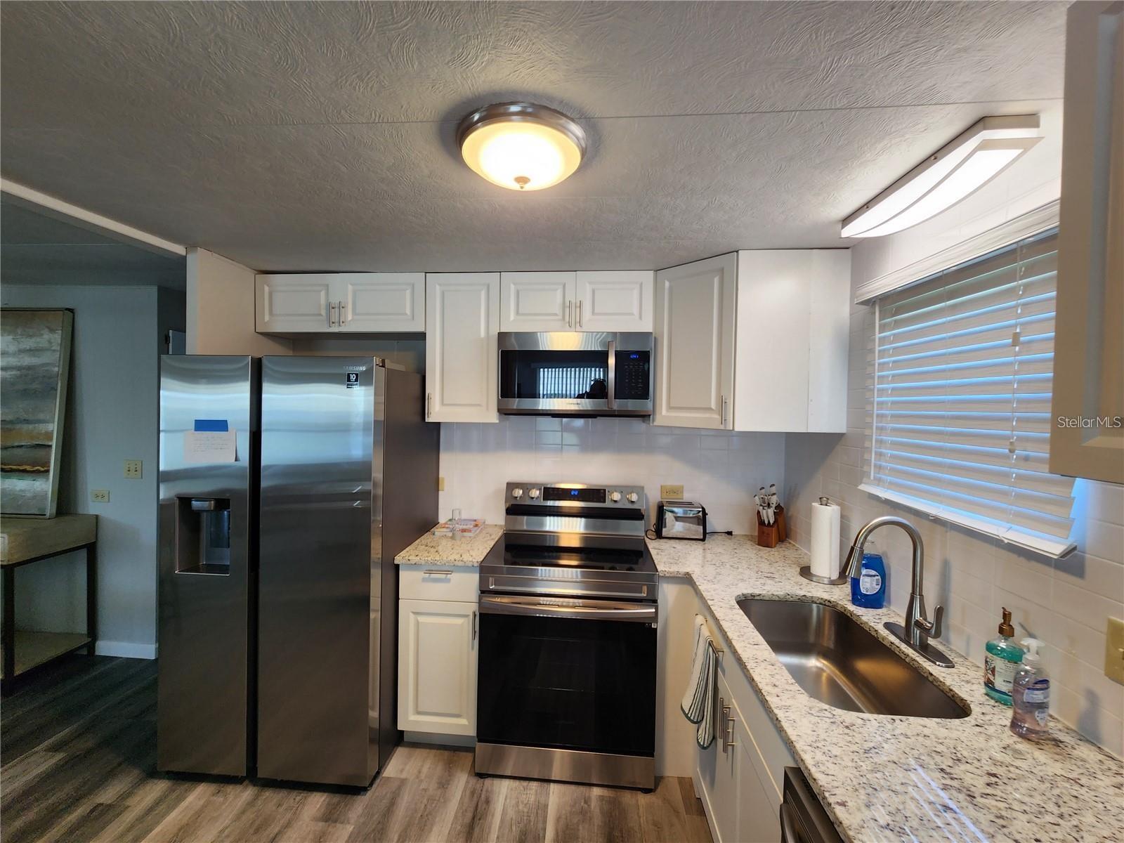 Image 12 of 14 For 111 49th Avenue W