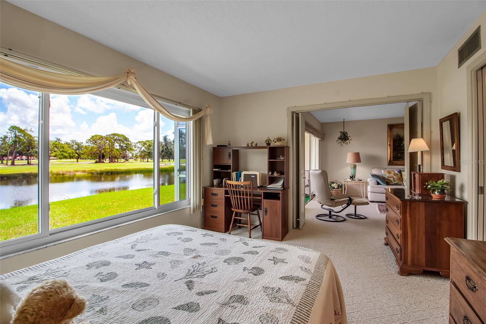 Image 26 of 64 For 7301 W. Country Club Drive N 108